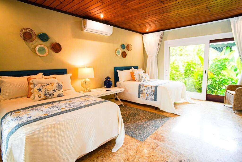 Villa Goleta just a few steps away from CDC Hotel view 5