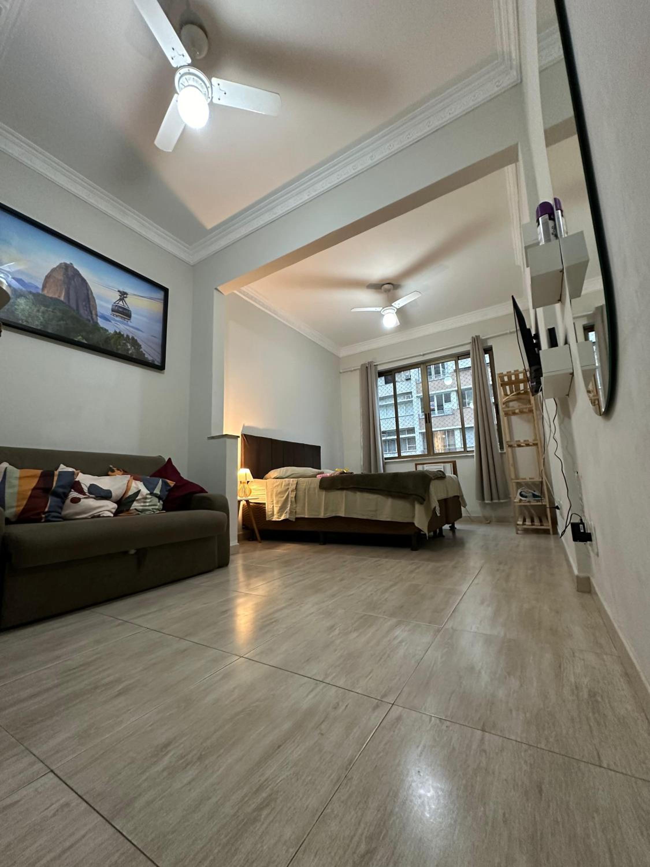 CENTRAL style