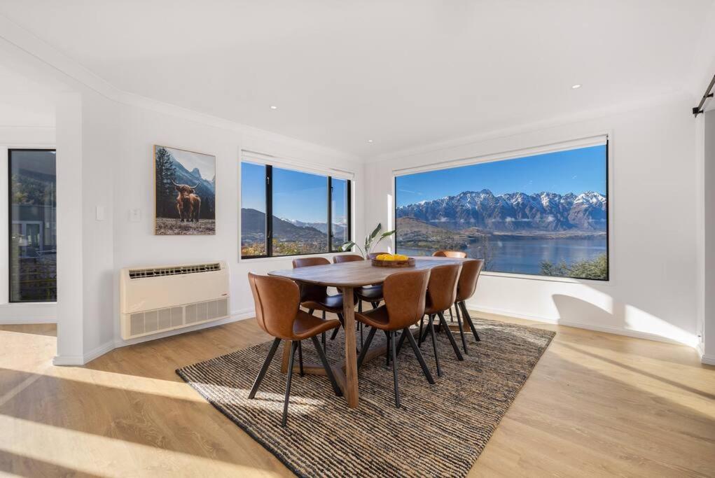 Fabulous Home with Great Views view 4