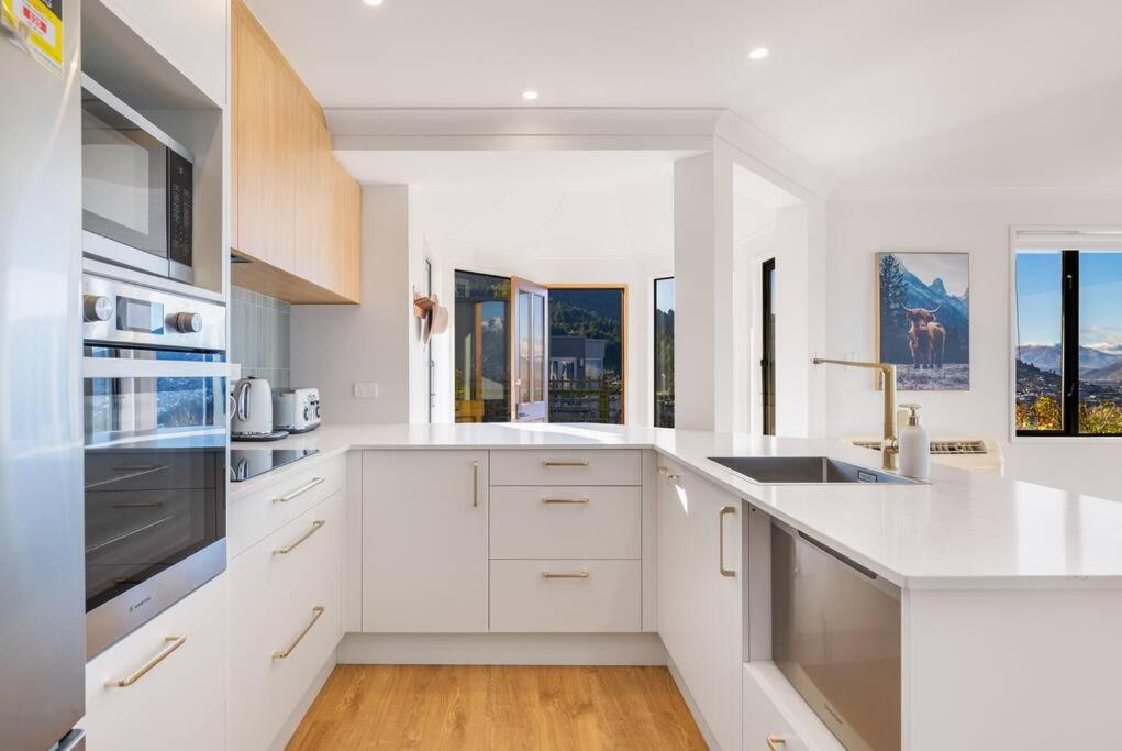 Fabulous Home with Great Views view 3
