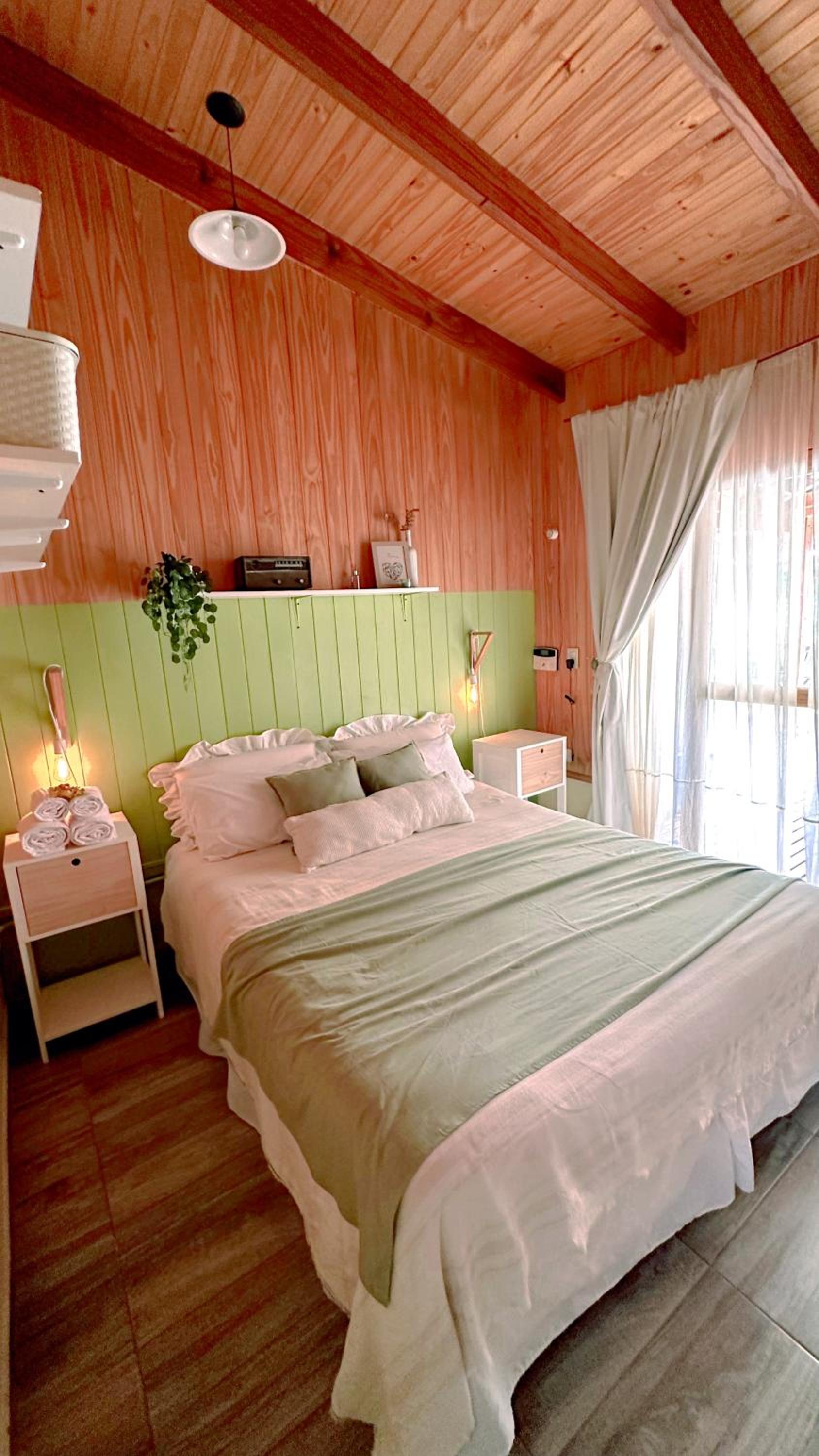 Casa completa con pileta privada y patio