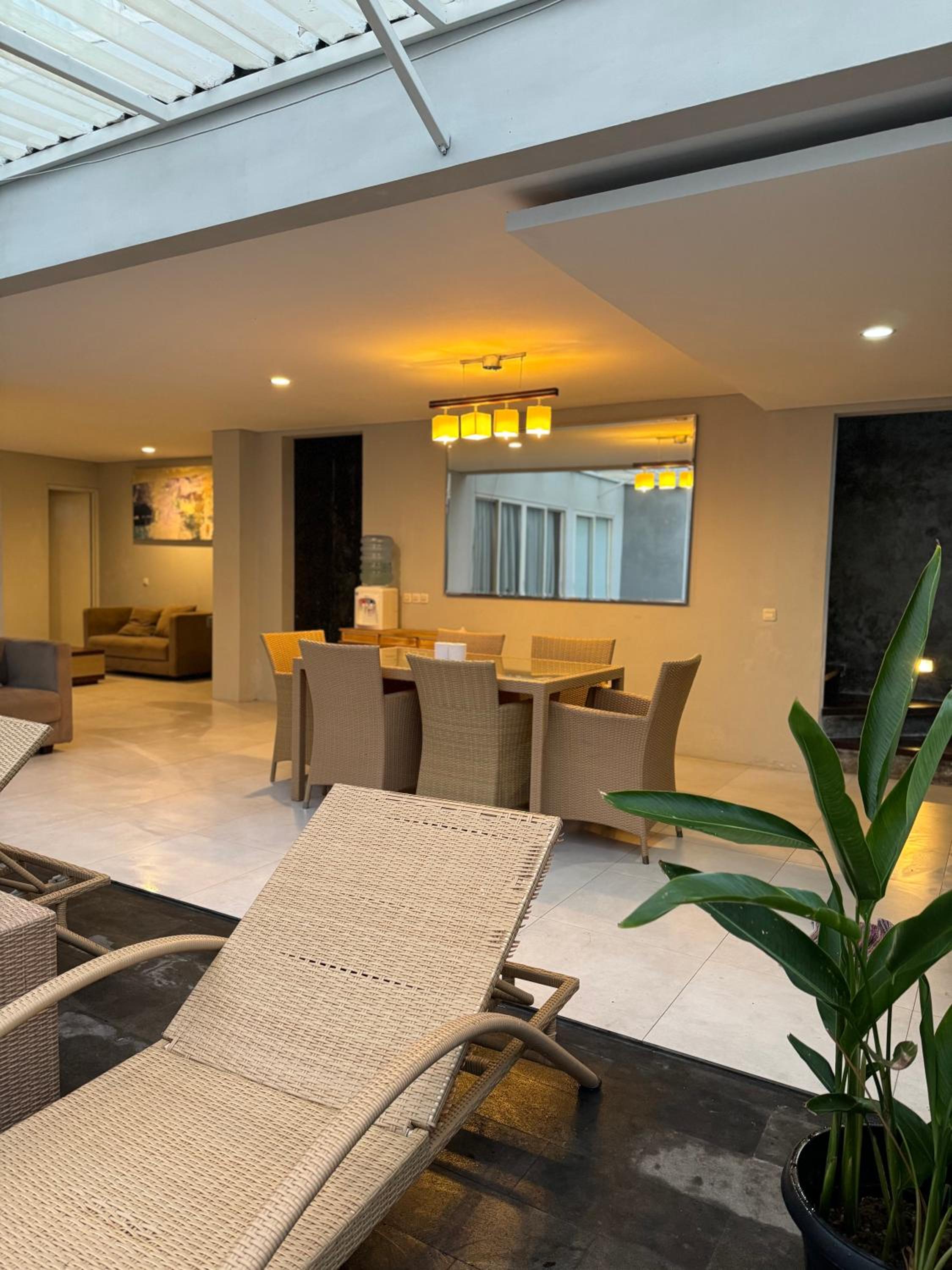 lounge