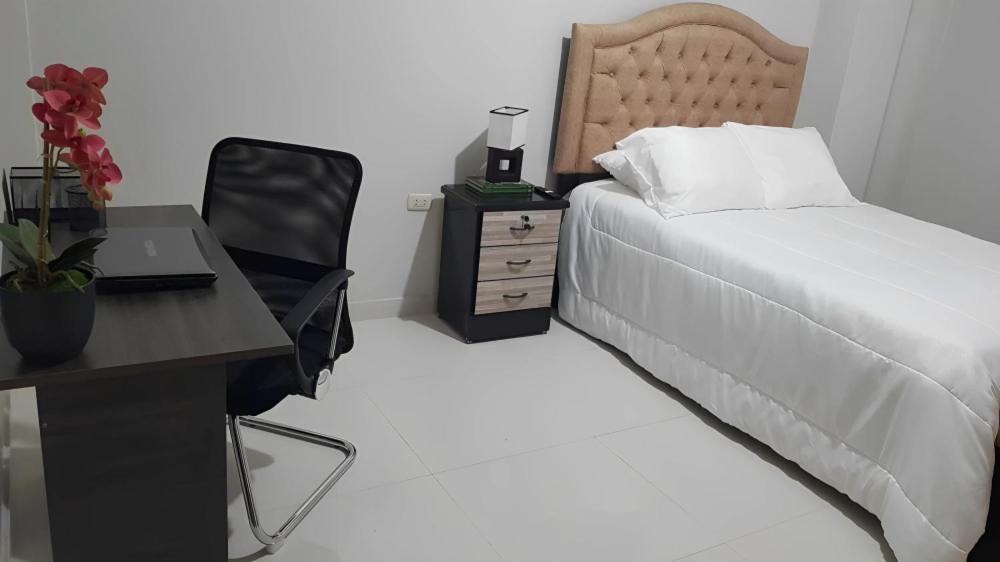 Apartament Cantuta H