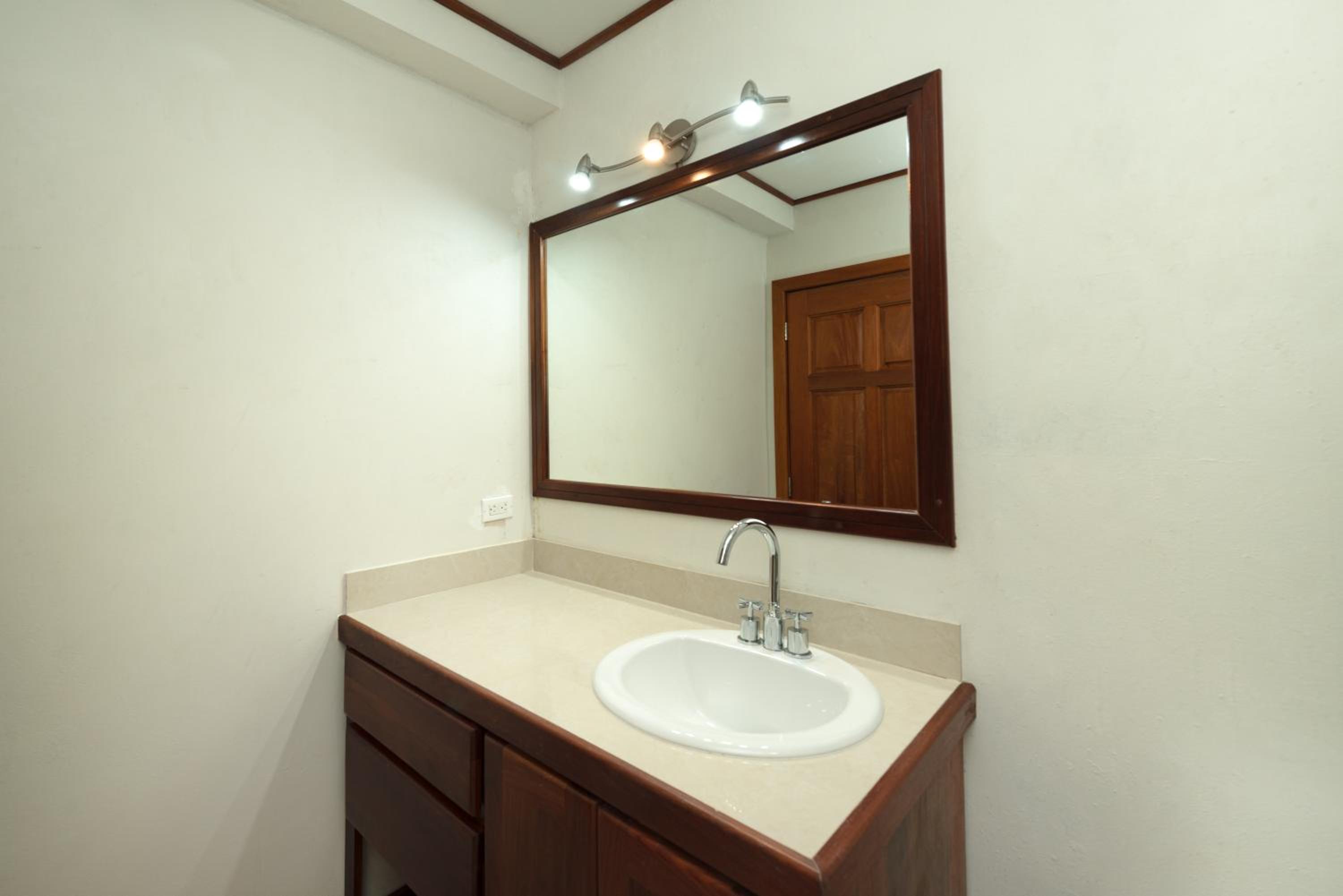 Pur Private Suites