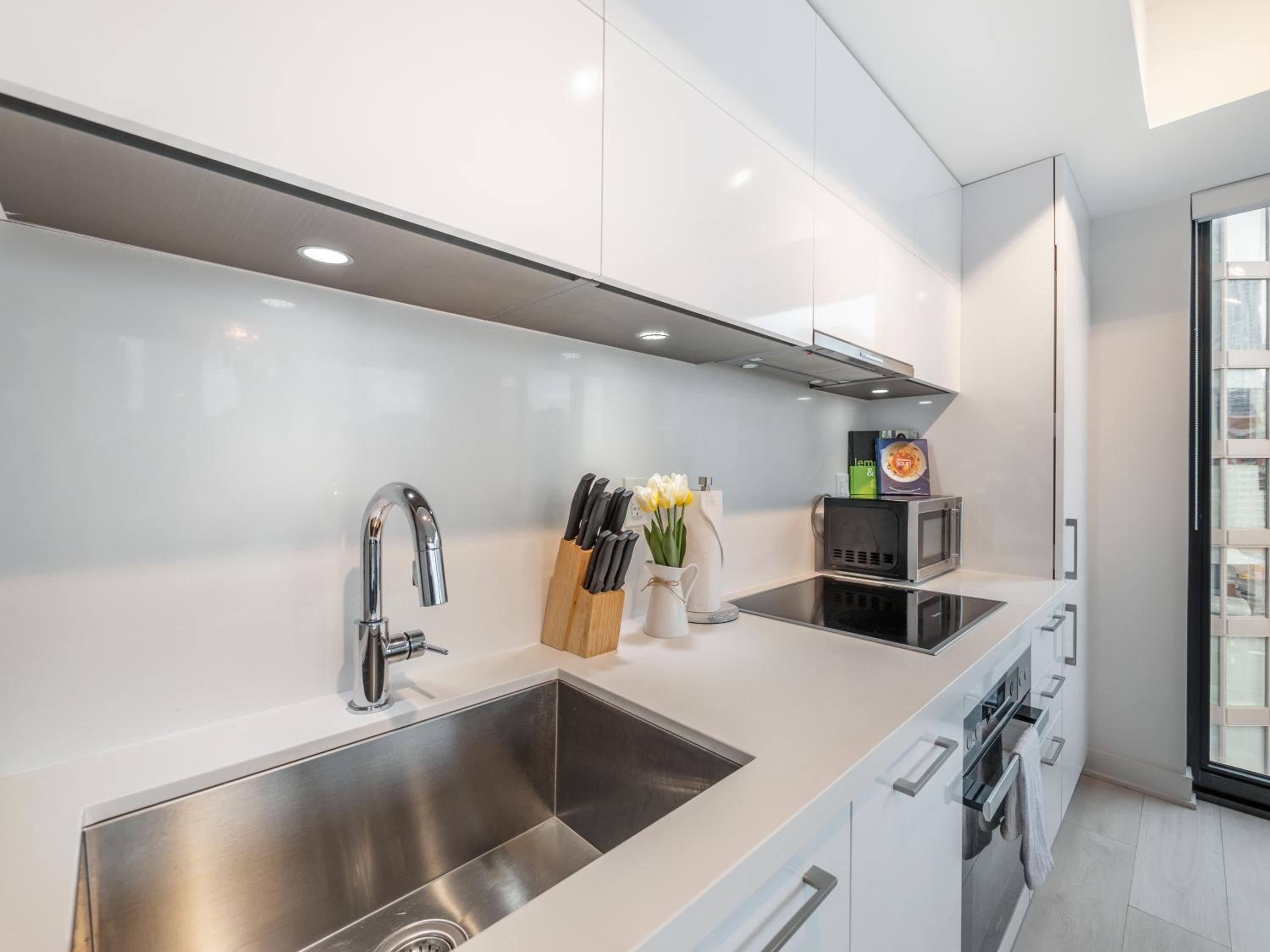 Designer One Bedroom Suite - Yorkville