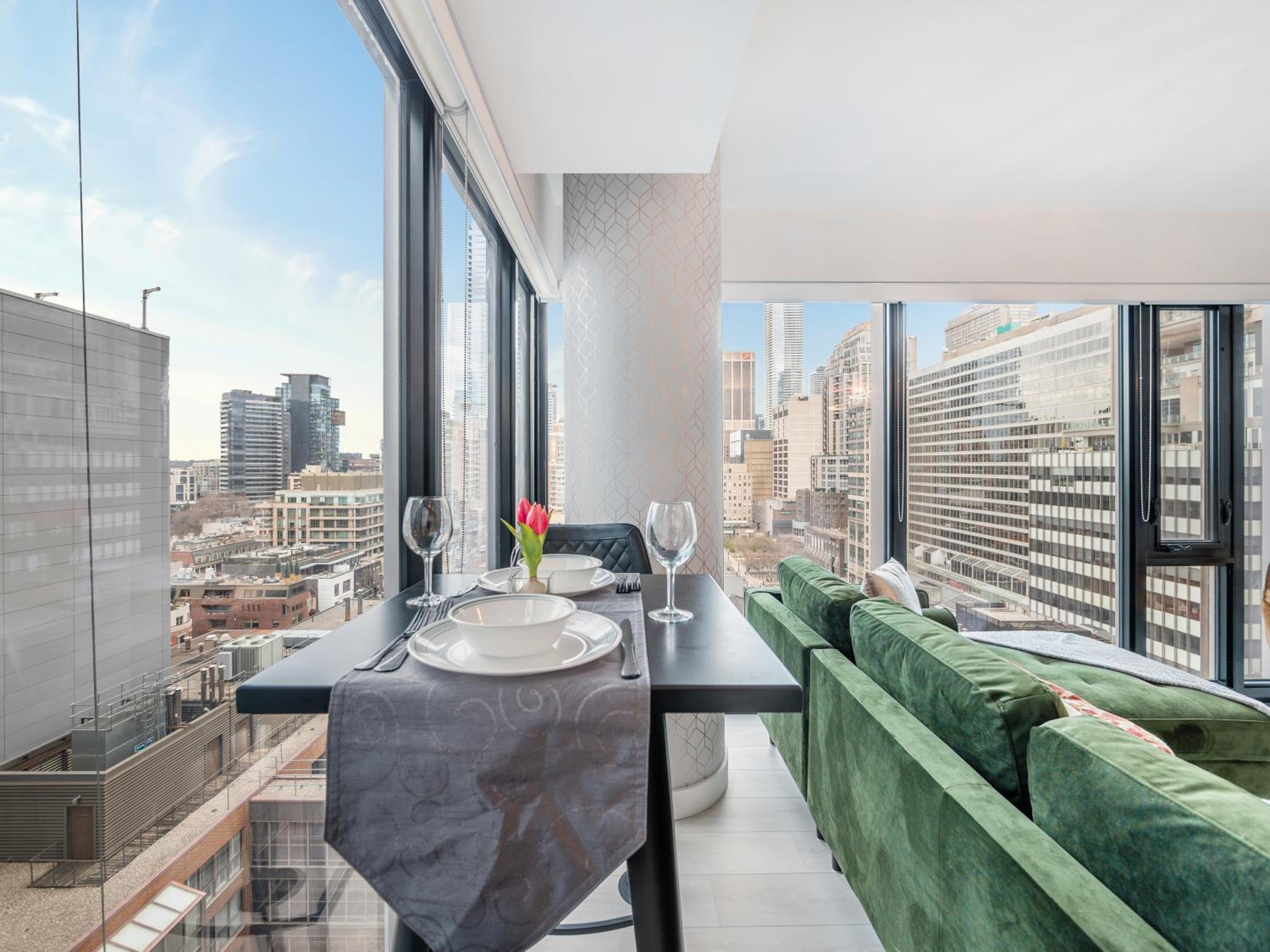 Designer One Bedroom Suite - Yorkville
