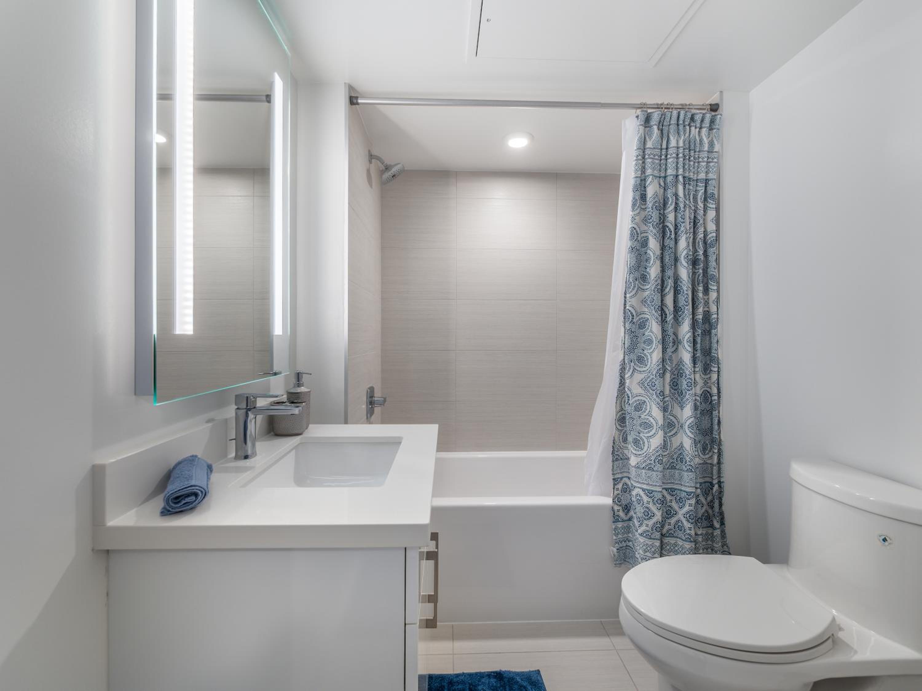 Designer One Bedroom Suite - Yorkville