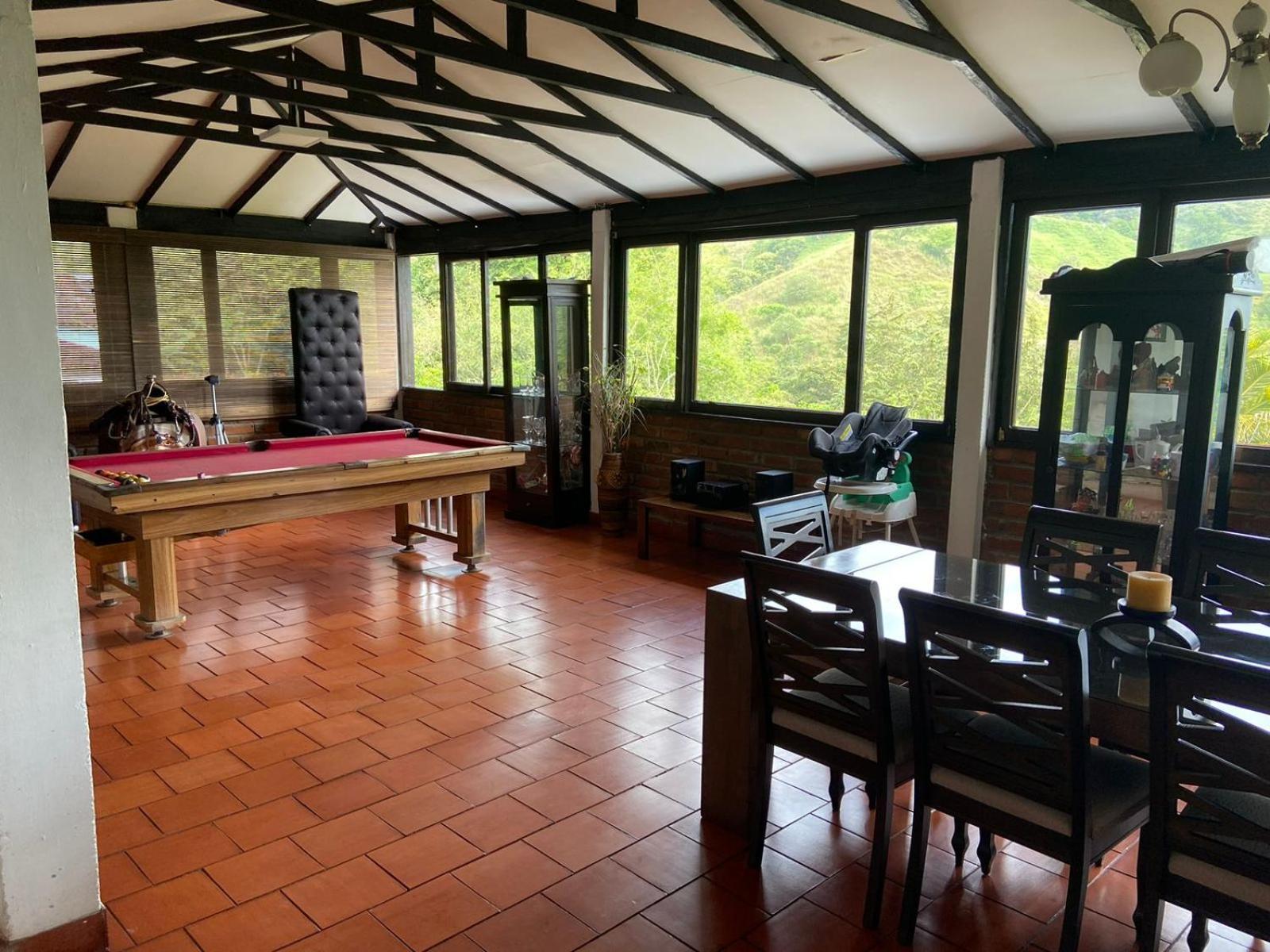 Casa Campestre Buga Parcelación Paraiso de Sonsito