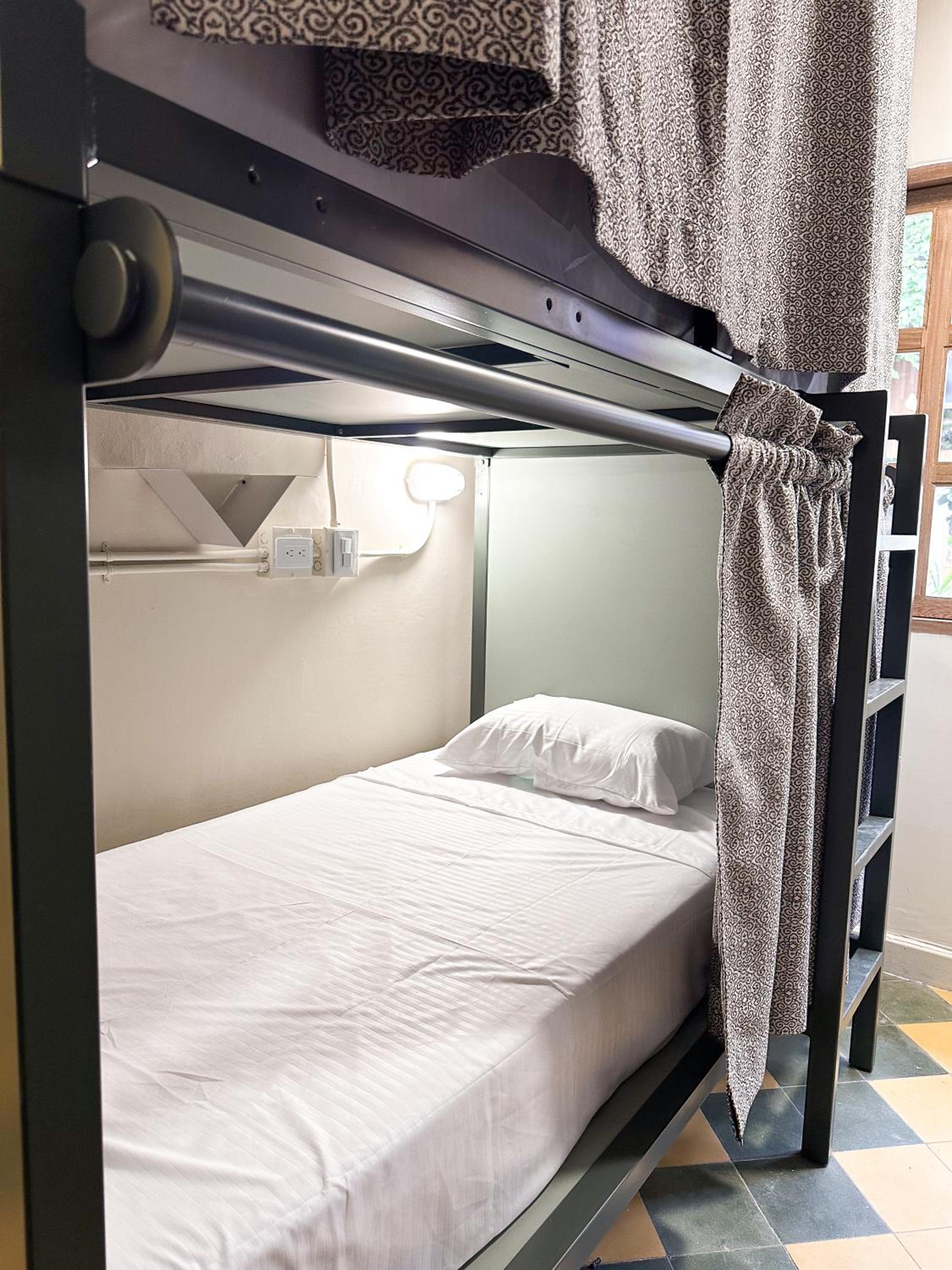 Mascomunal hostel