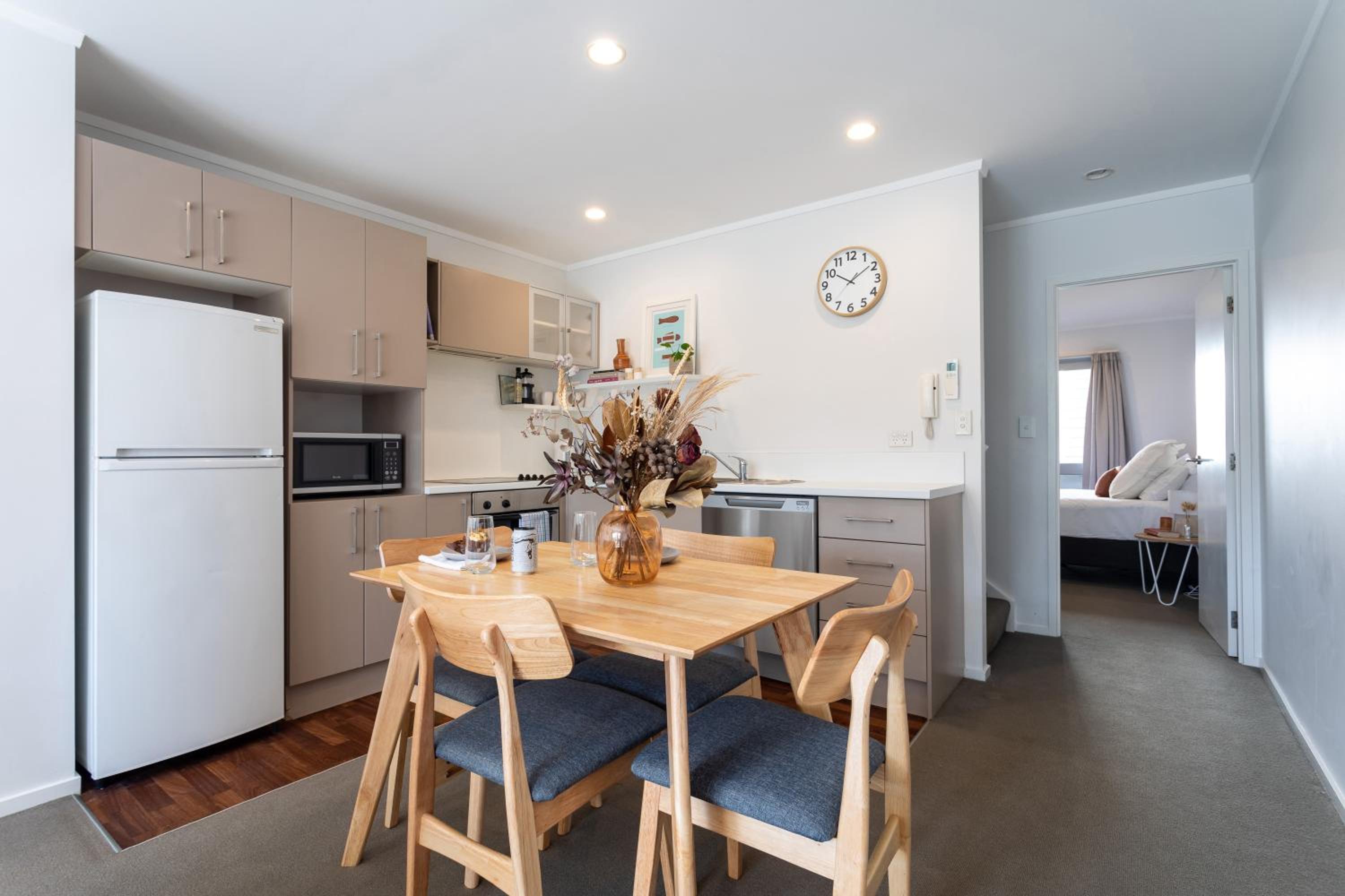 Bright Morningside Apartment