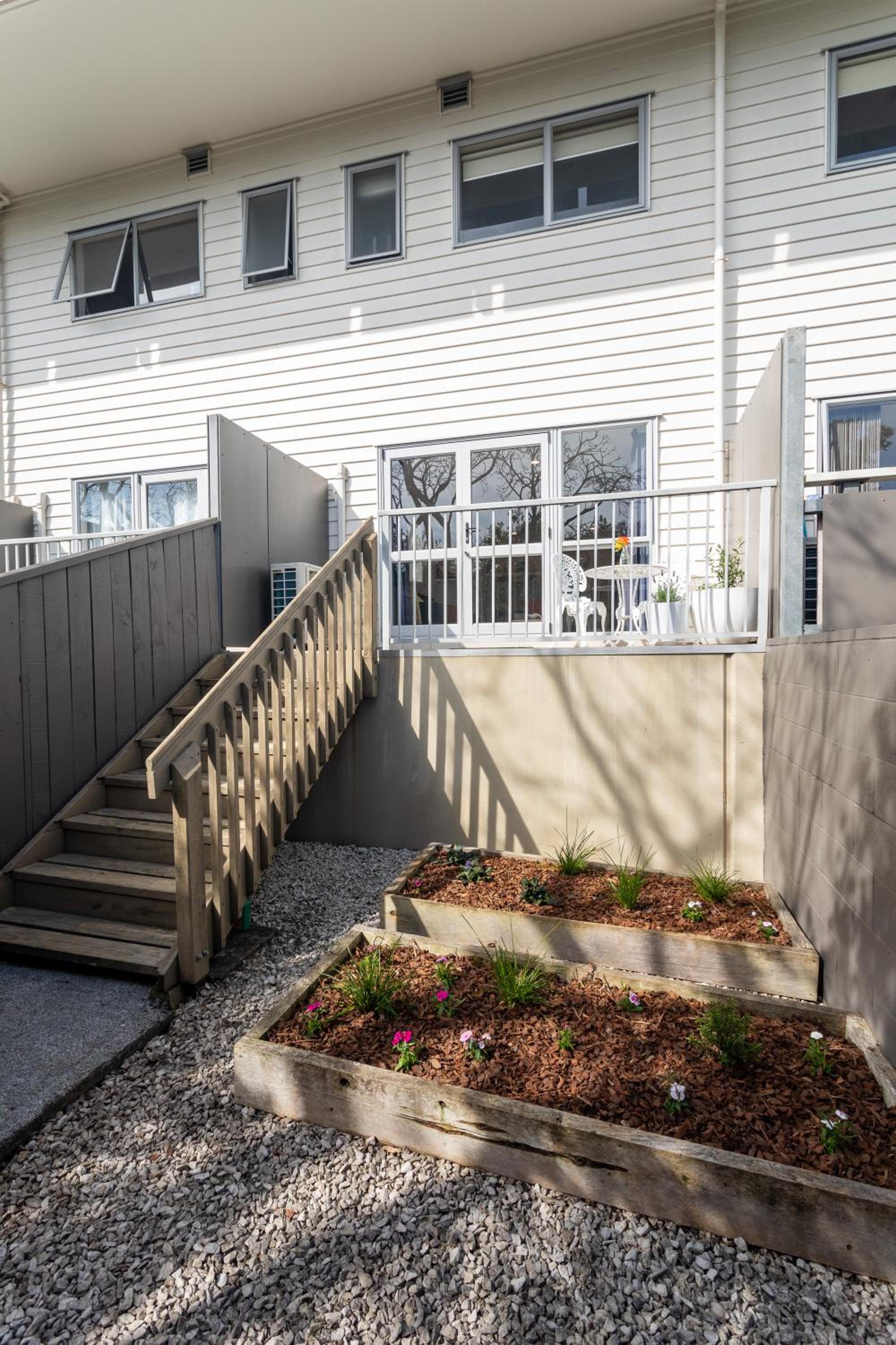 Bright Morningside Apartment