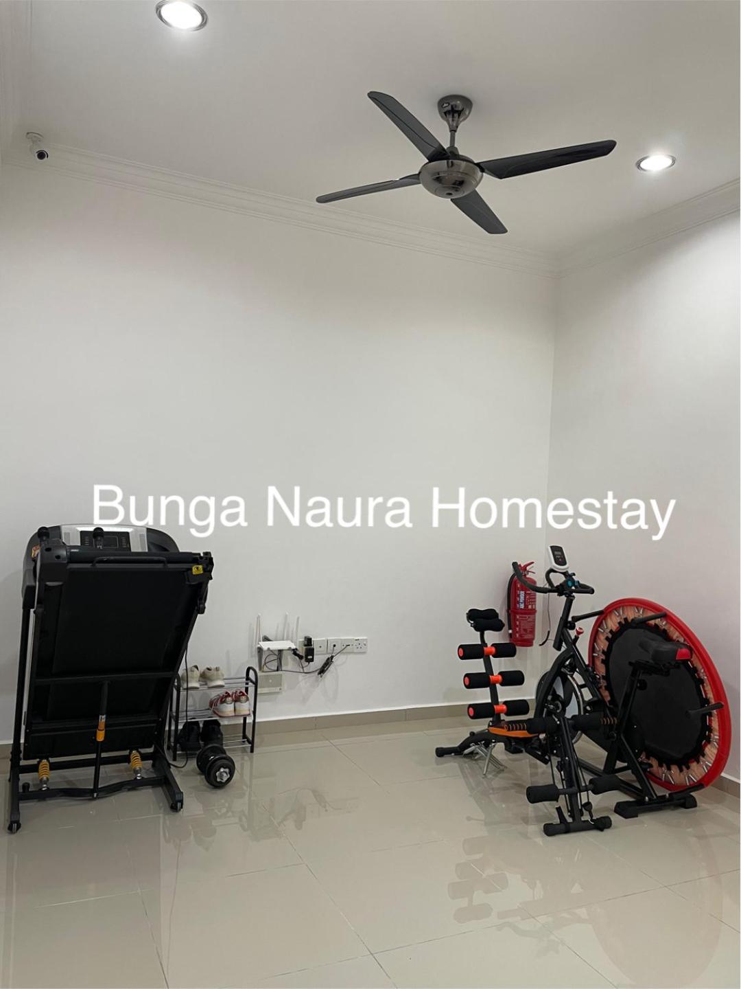 Bunga Naura Homestay