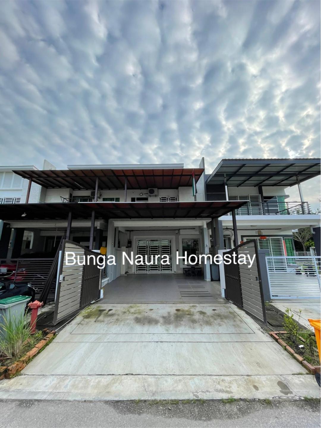 Bunga Naura Homestay