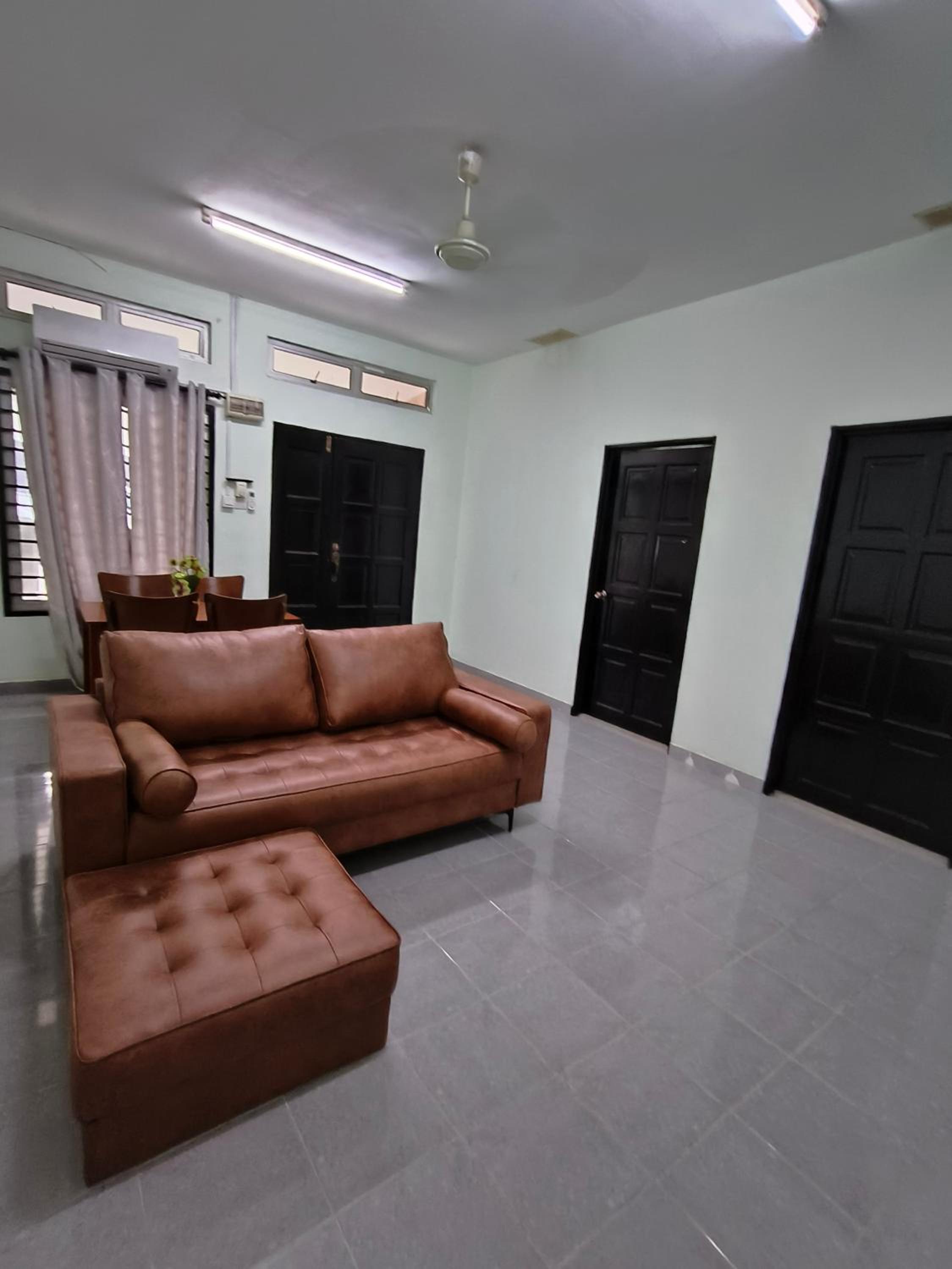 D'manis Homestay photo 5