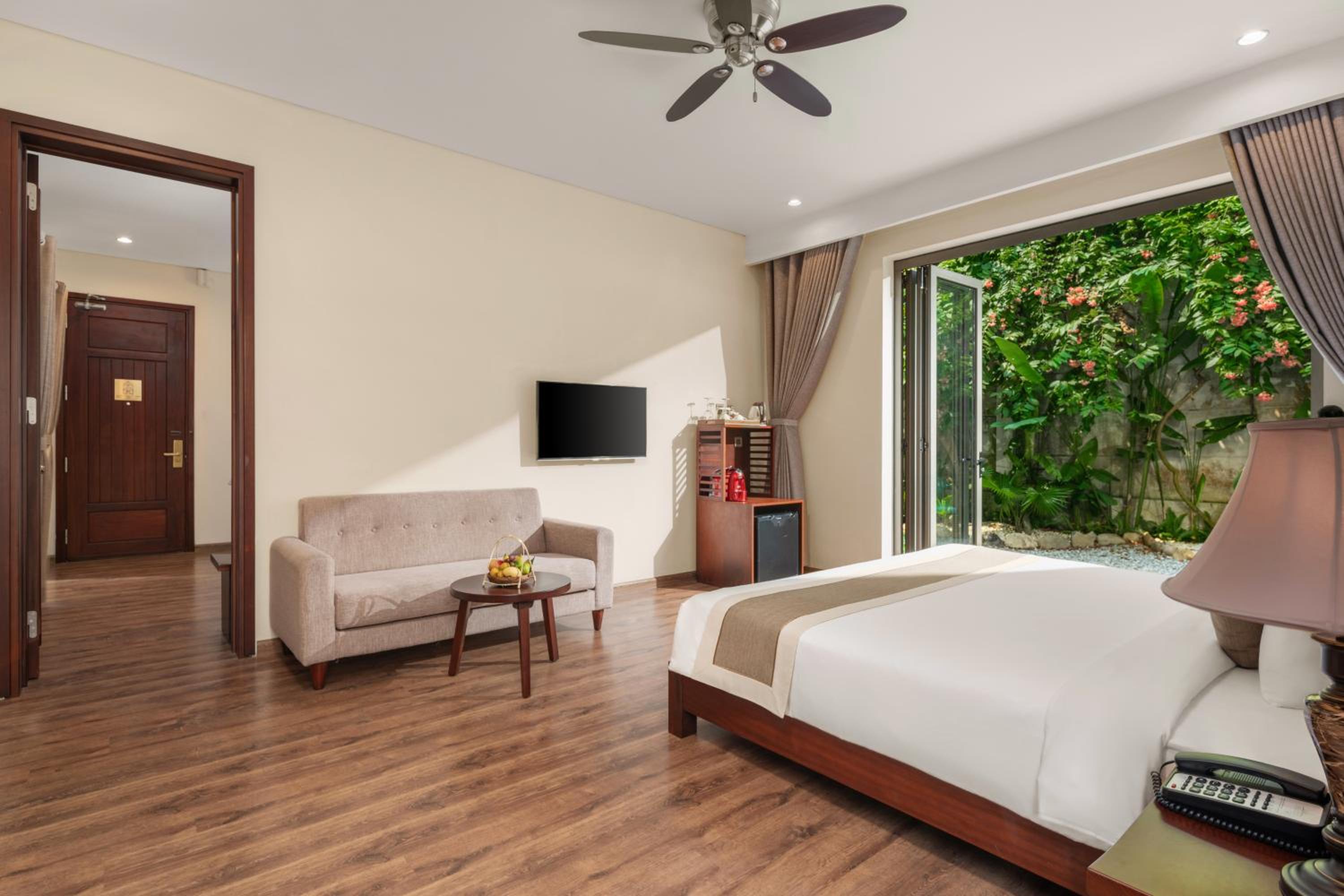 Silk Sense Hoi An River Resort - Green Luxury Escape