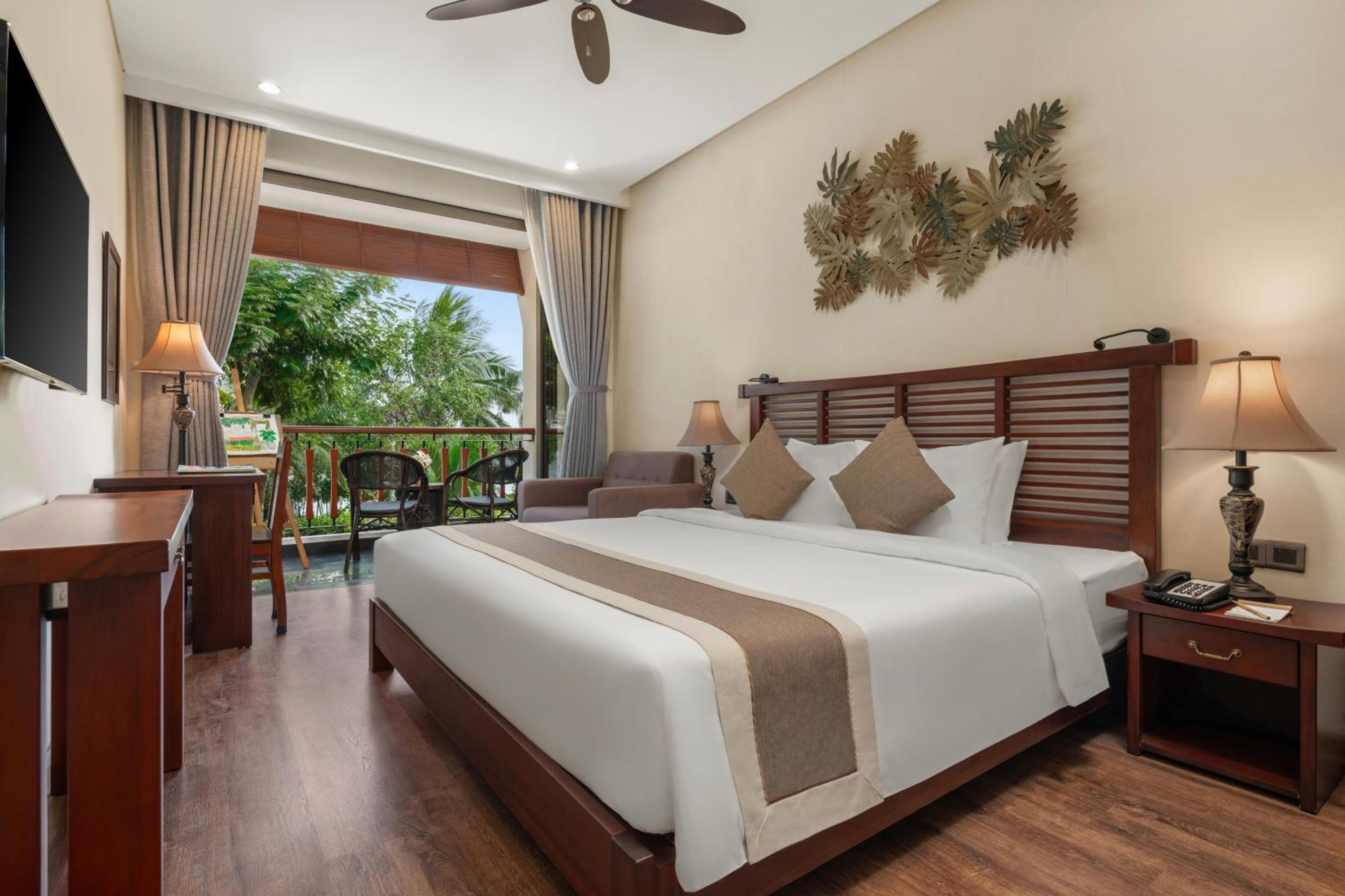 Silk Sense Hoi An River Resort - Green Luxury Escape