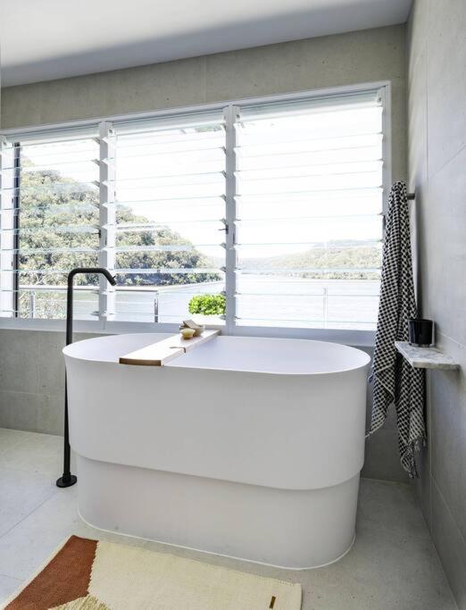 Calabash Bay Lodge