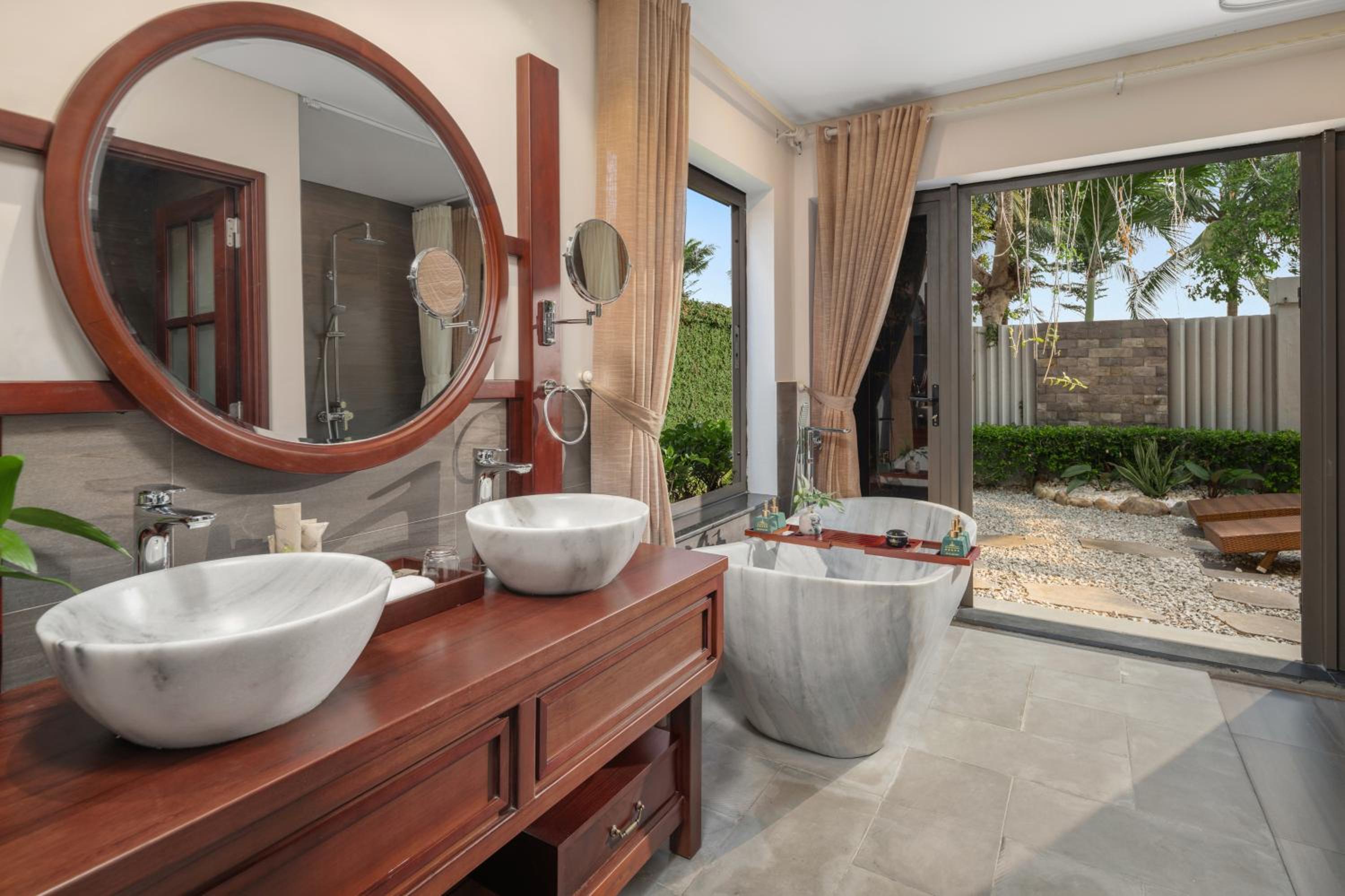 Silk Sense Hoi An River Resort - Green Luxury Escape