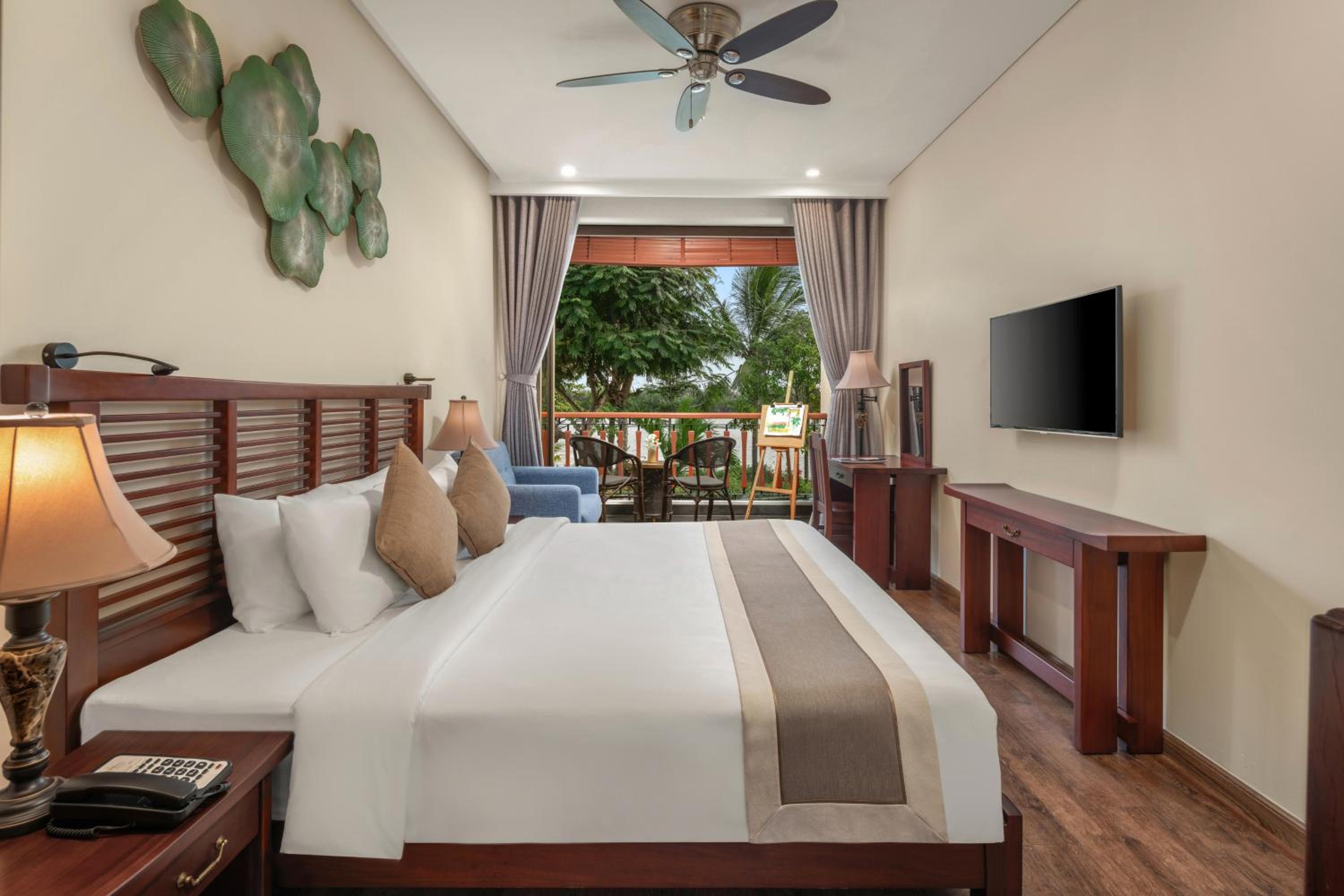 Silk Sense Hoi An River Resort - Green Luxury Escape