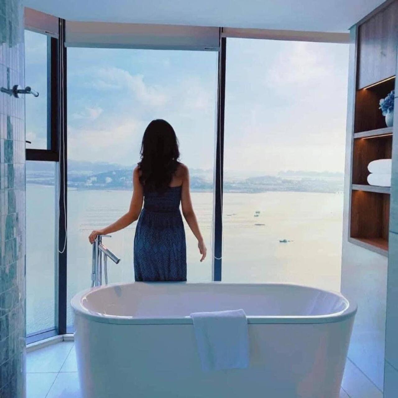 HB Serviced Apartment - Alacarte Hạ Long view 4