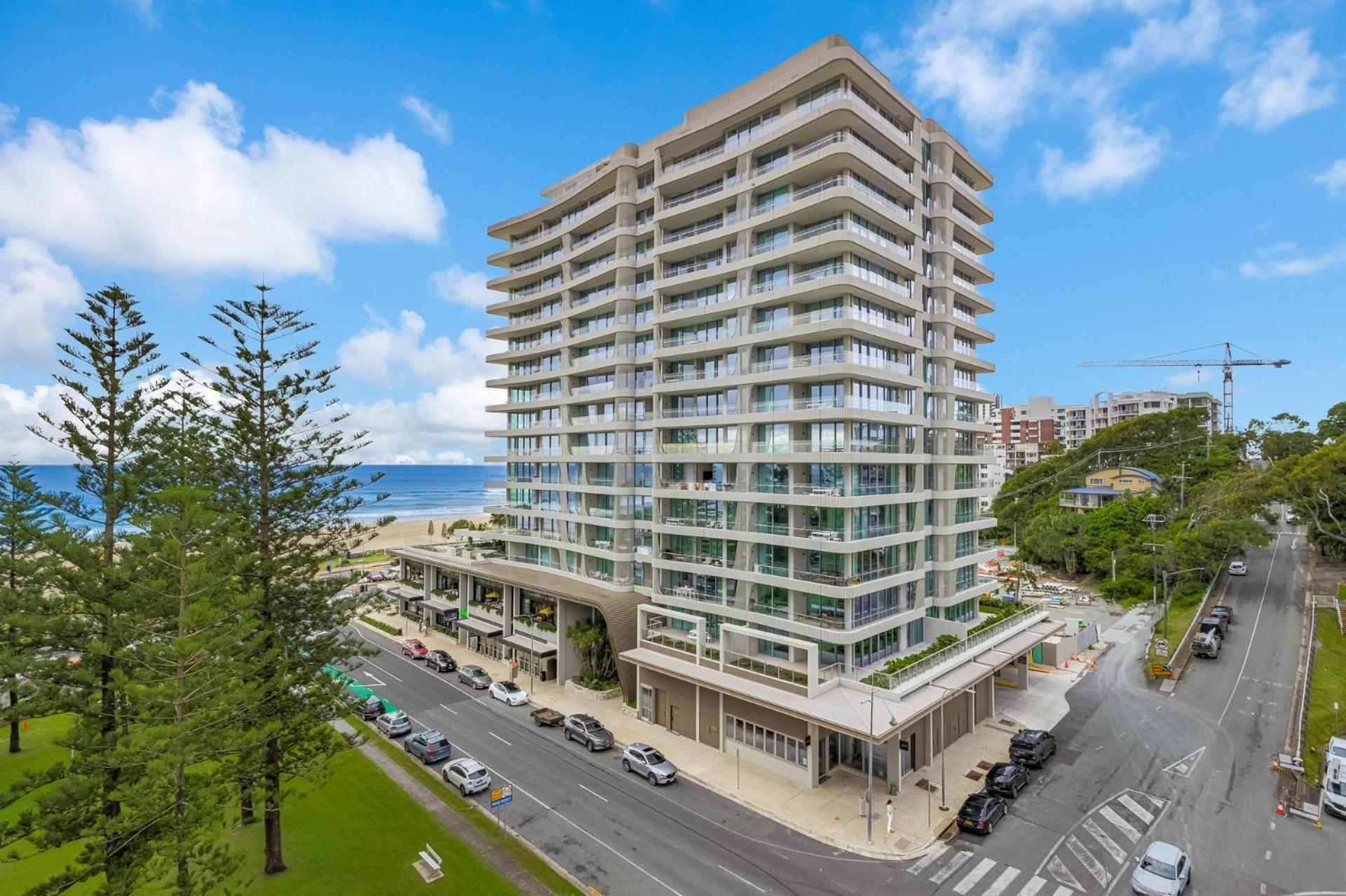 Hotel Miles at Kirra Point 303 - Image 1