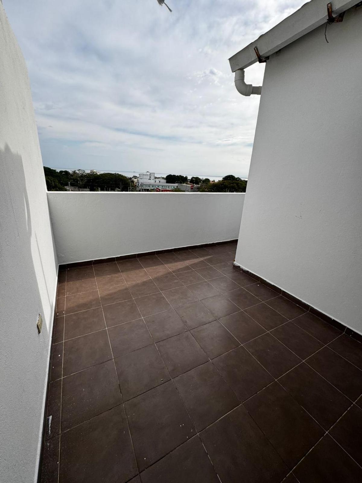 Apartamento con vista al mar