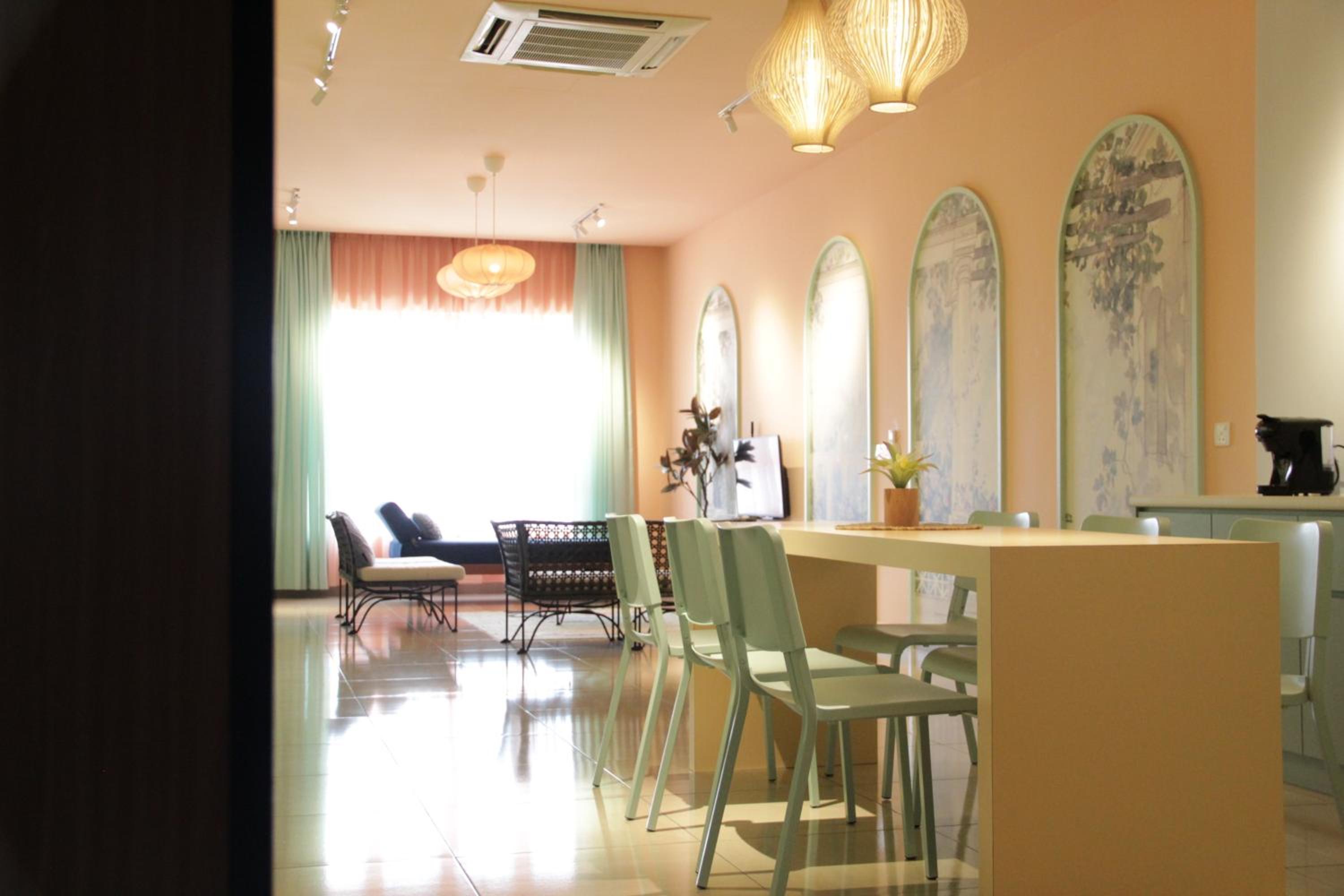 Octagon Ipoh by Plush