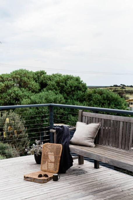 Seafarers Lodge, your seaside surf haven, pup friendly