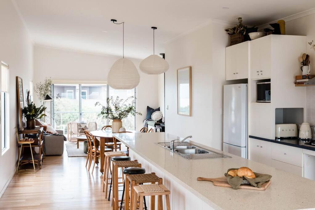 Seafarers Lodge, your seaside surf haven, pup friendly