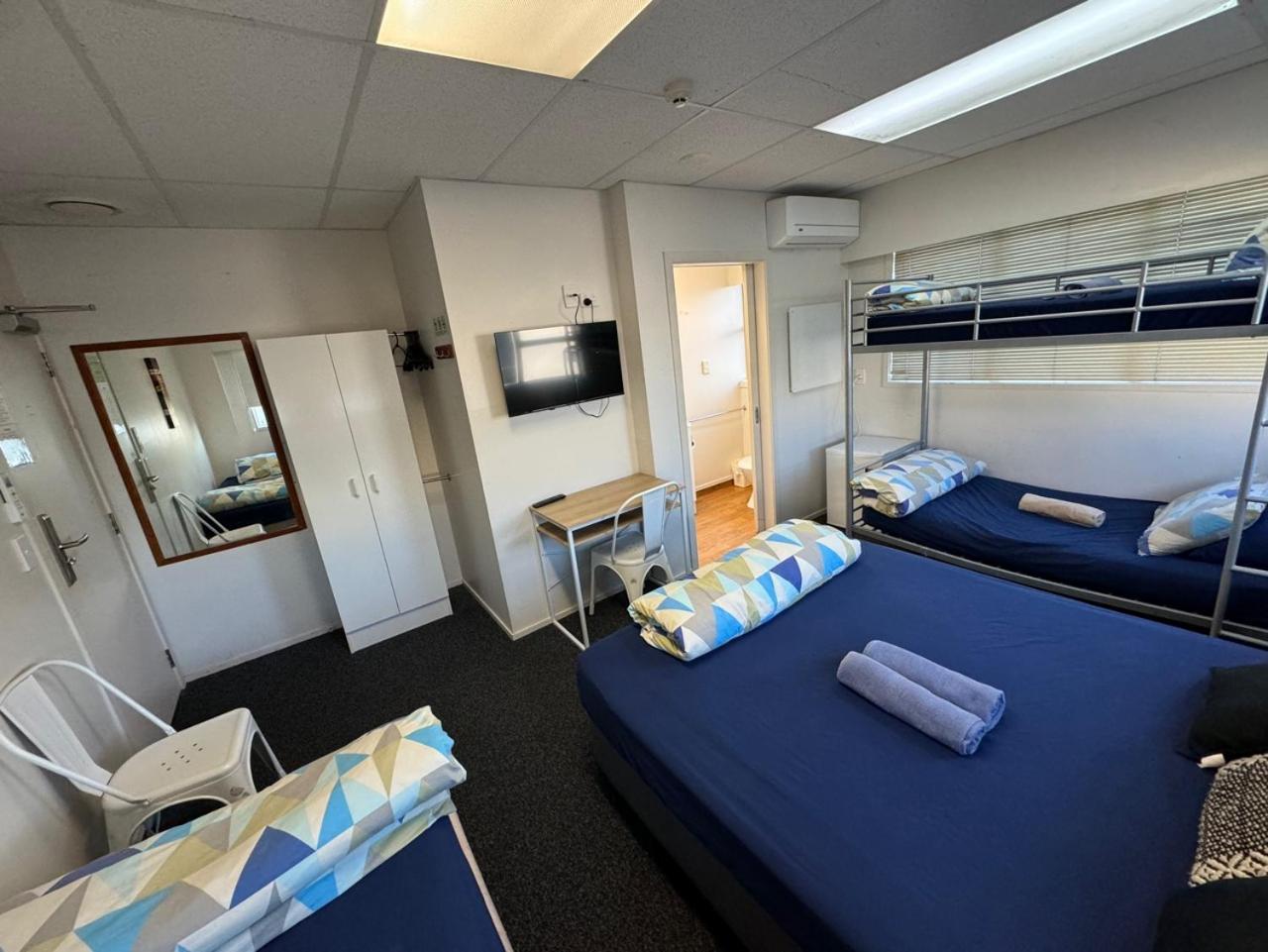 Backpackers Central Hamilton