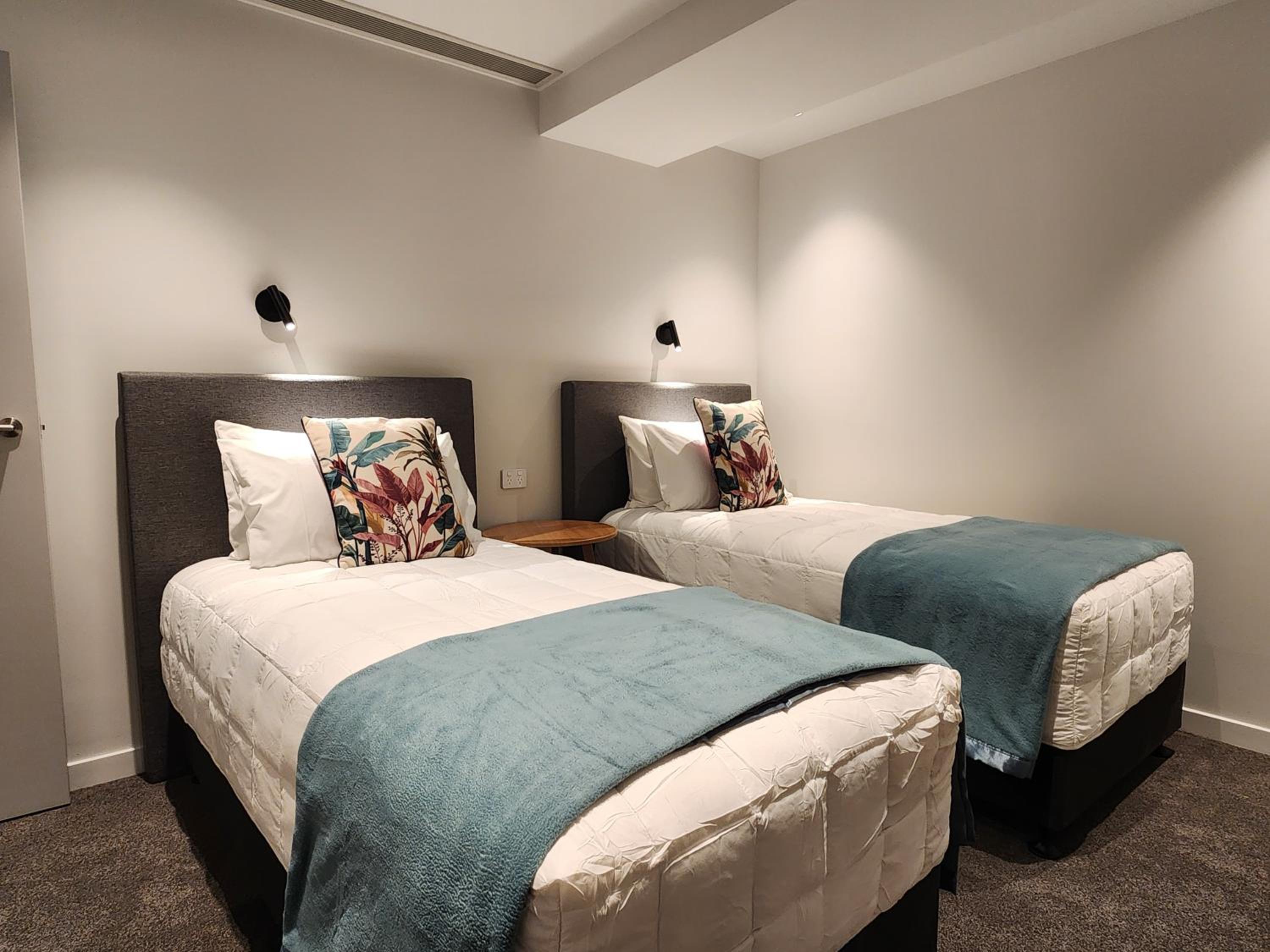 U Suites on Oriental Parade view 5