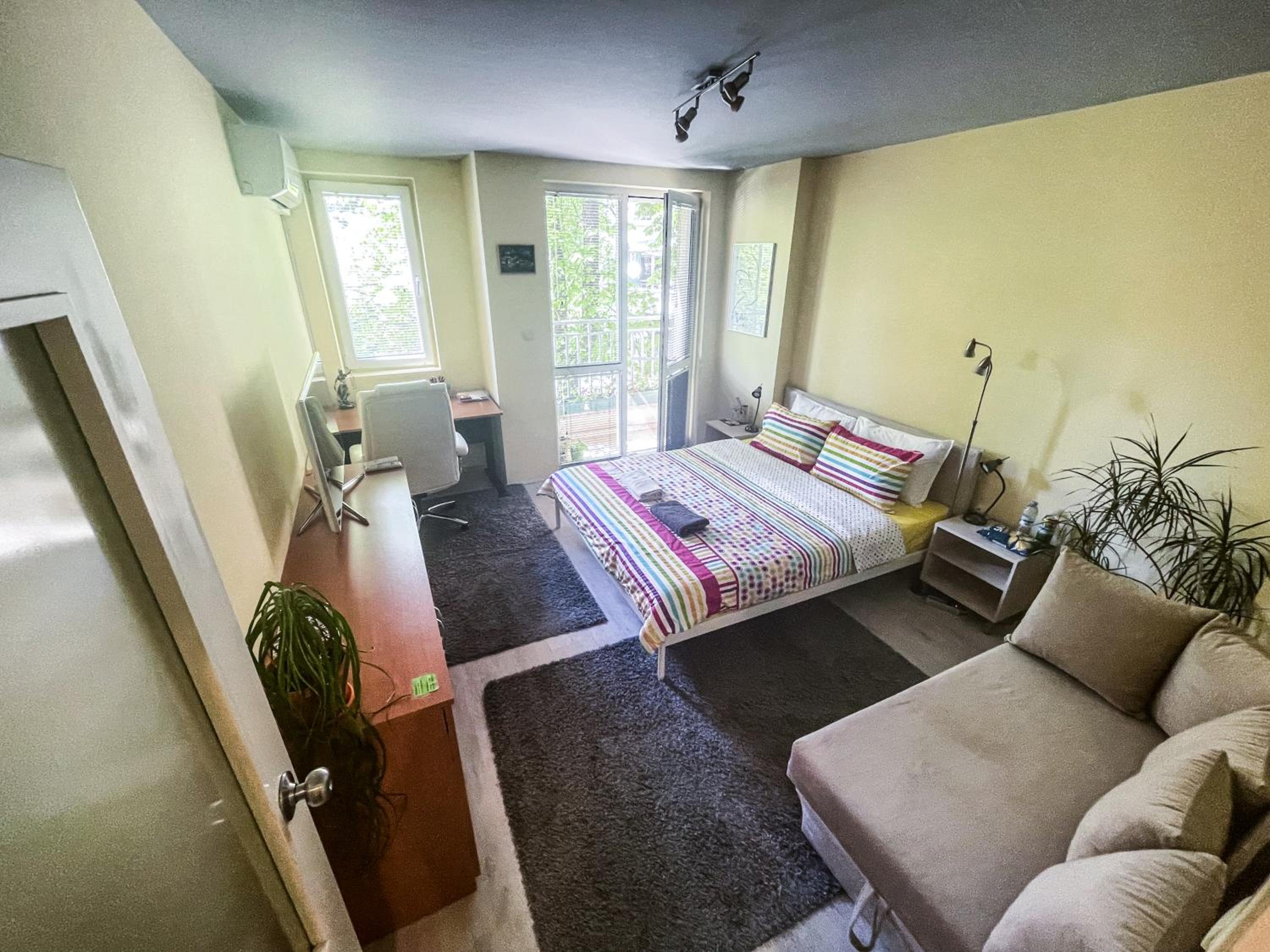 hotel room