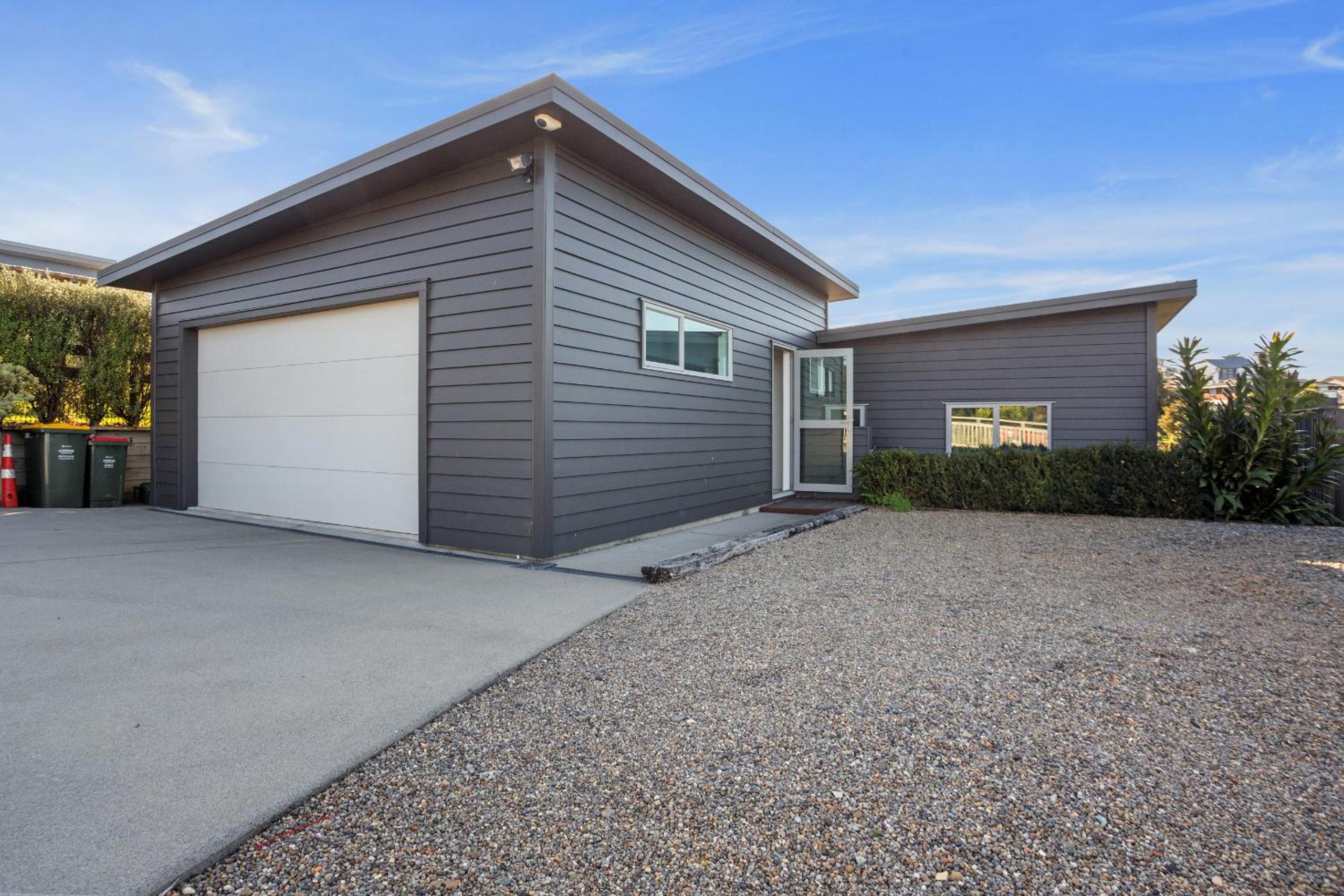 Tohora Serenity - Waihi Beach Holiday Home view 3