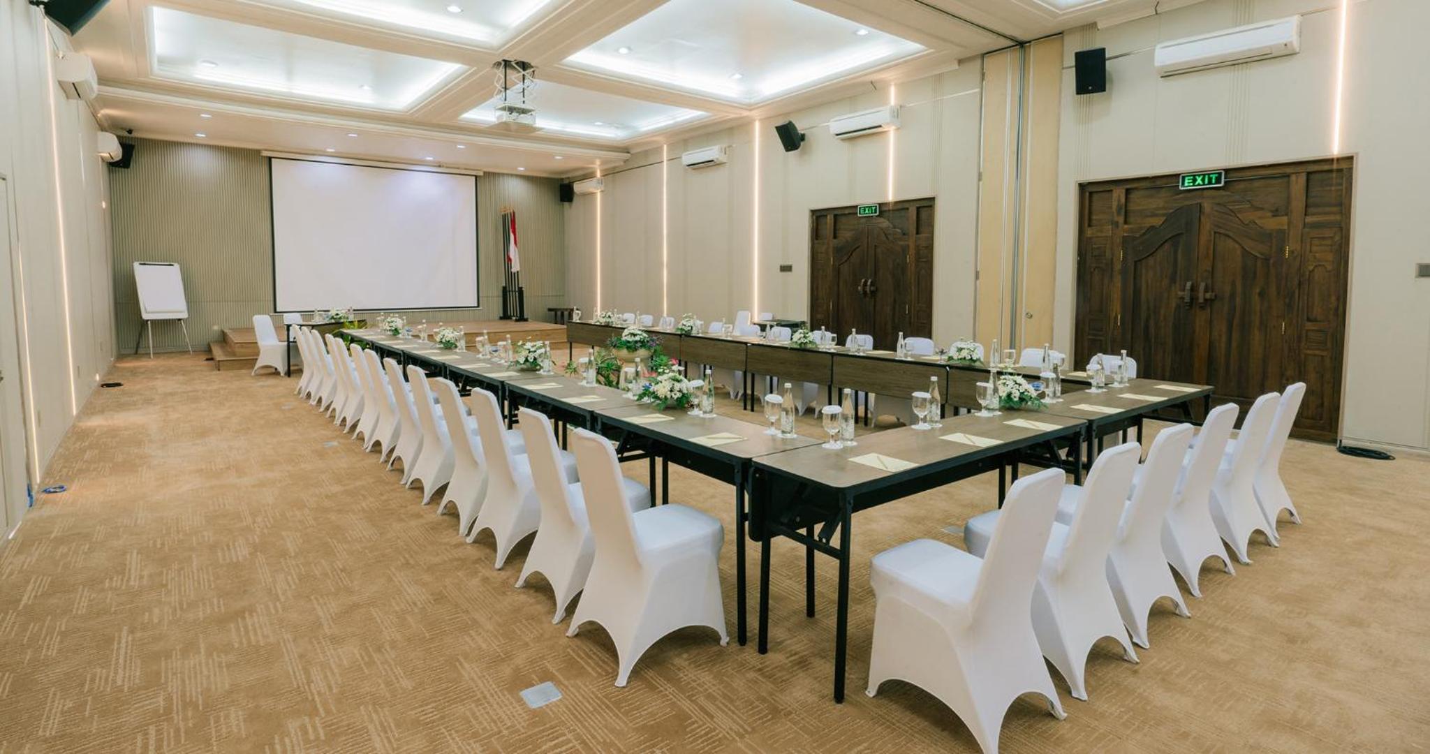 Grand Istana Rama Hotel
