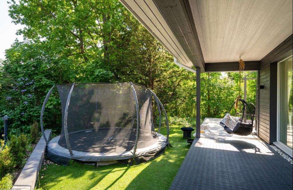 Beautiful house in peaceful area