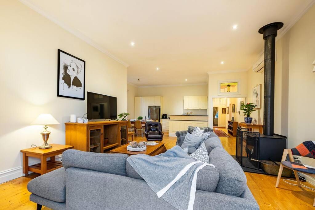 Montreux On High Country Feel Just 5 minutes from Geelong CBD