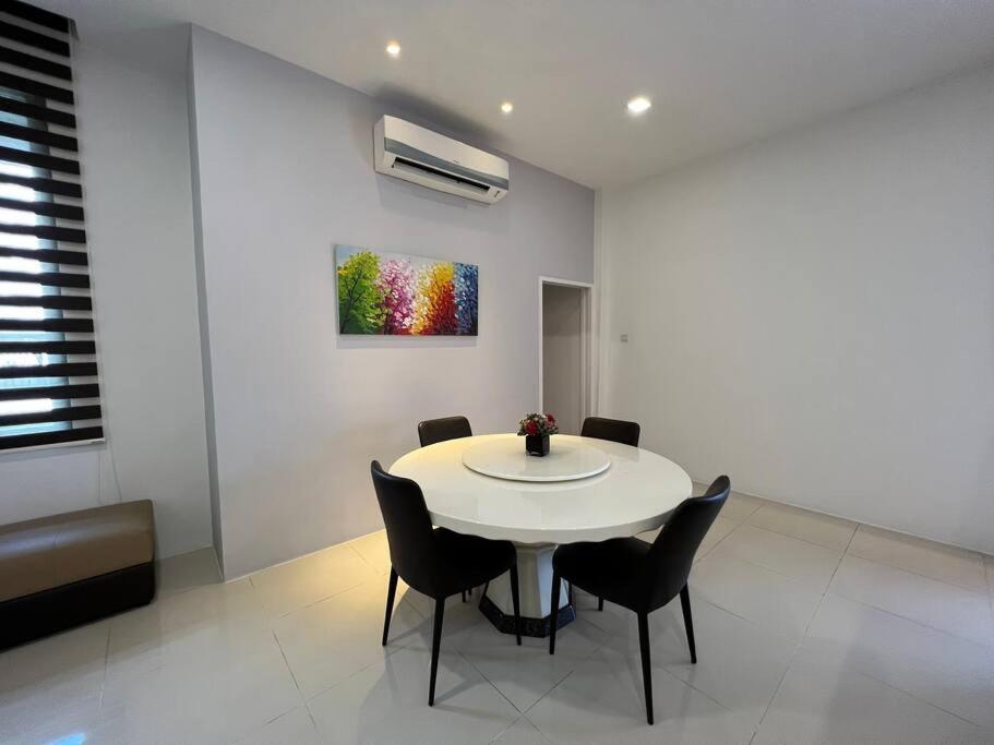 Jk CozyHome 10Pax 100Mbps 2Carparks photo 7