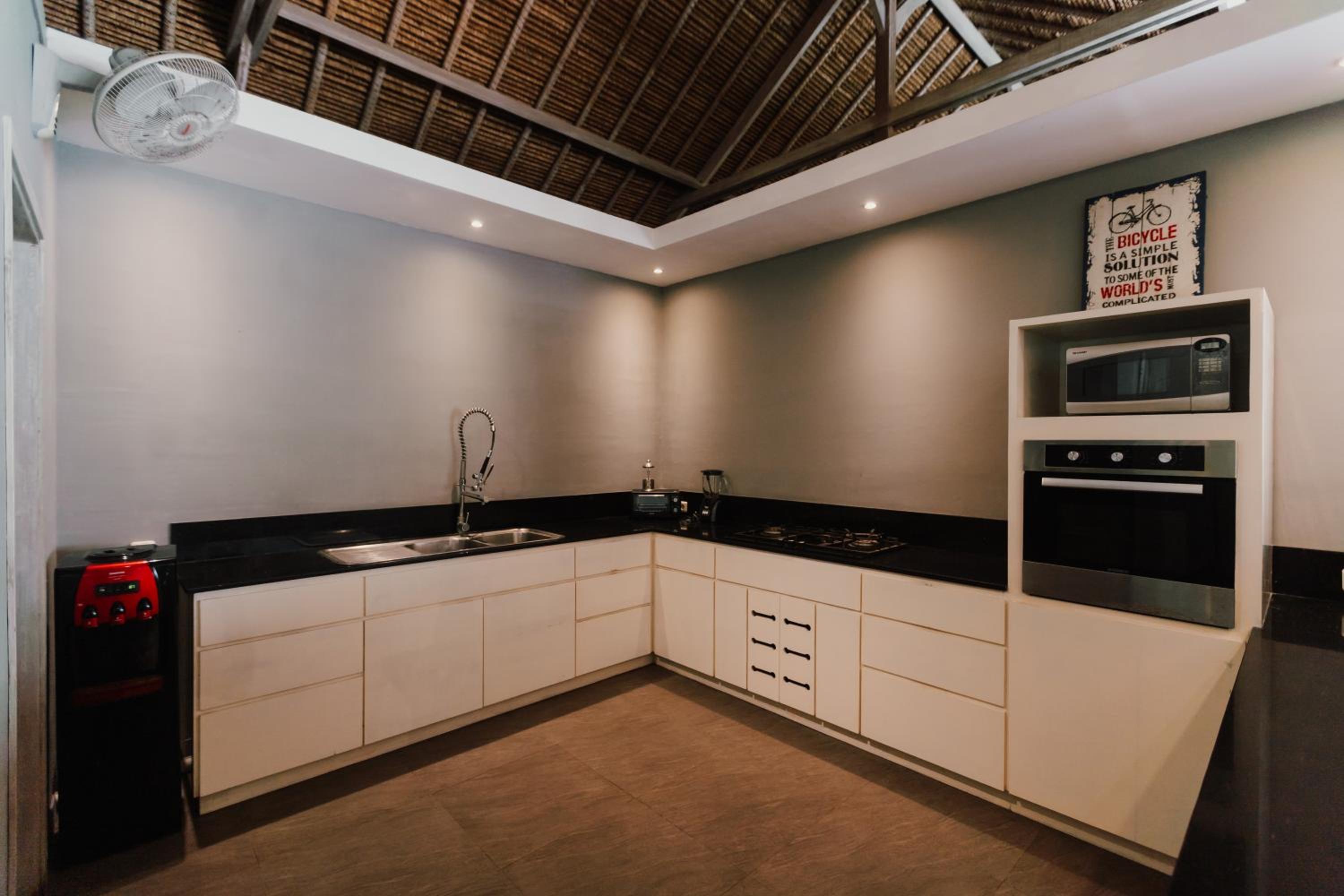 Maylie Bali Villa & Bungalows
