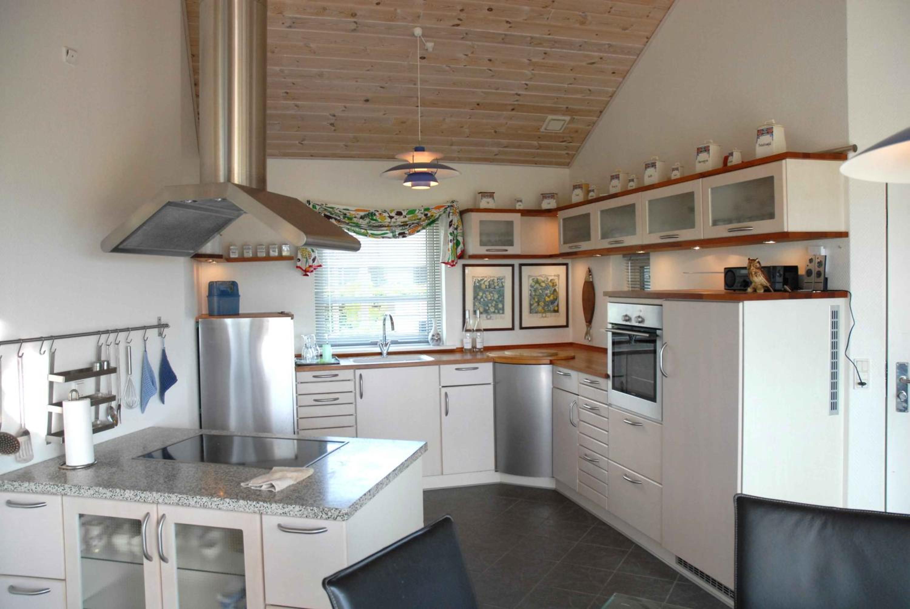 Outstanding Close To Nice Beachh