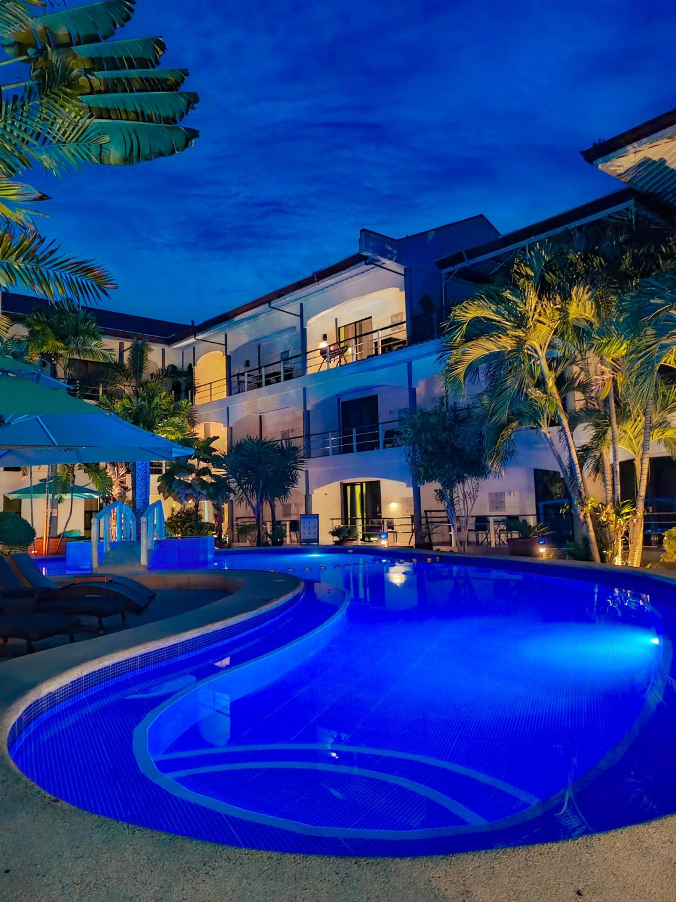 Alona Northland Resort