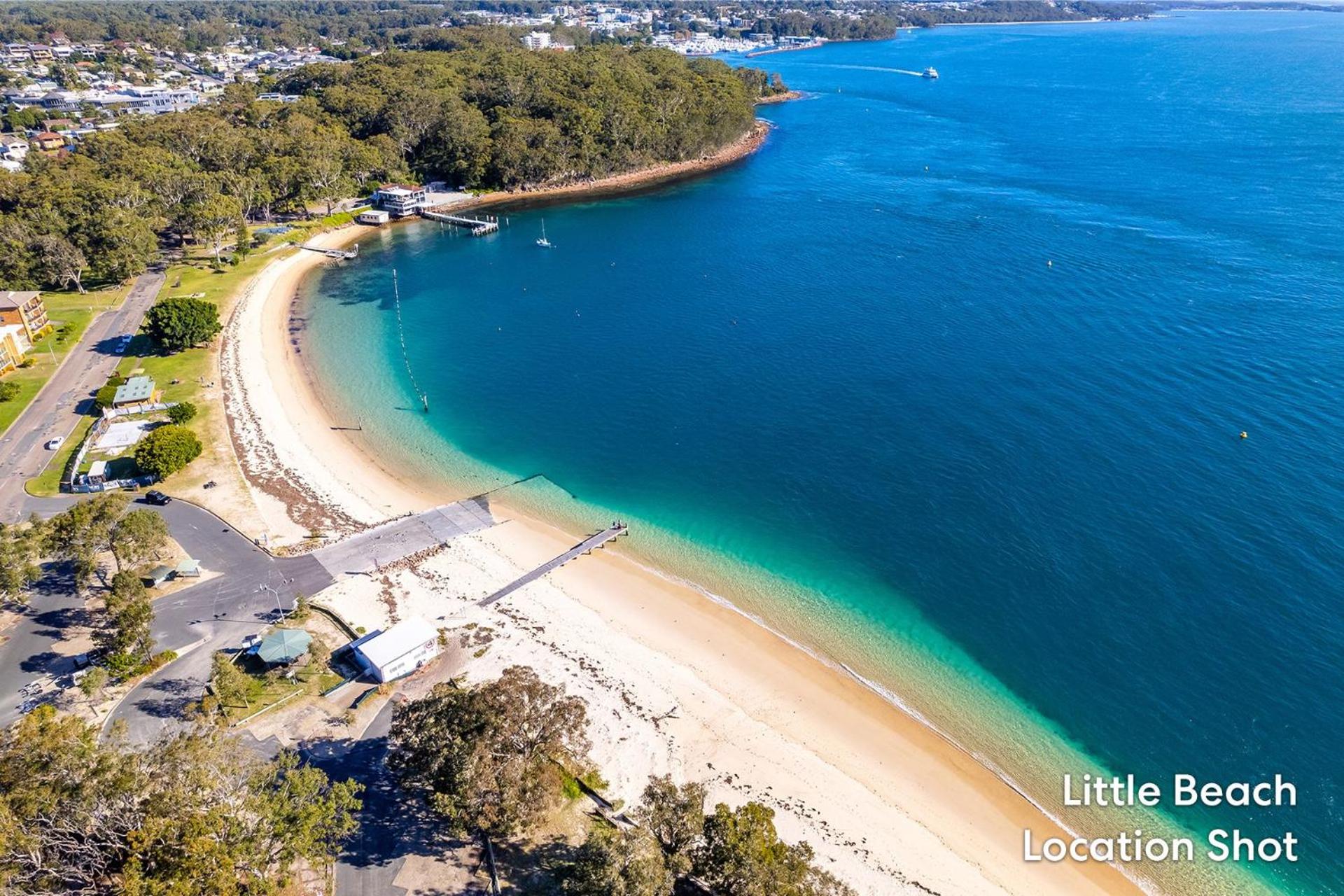 Intrepid 13 fantastic unit with stunning water views