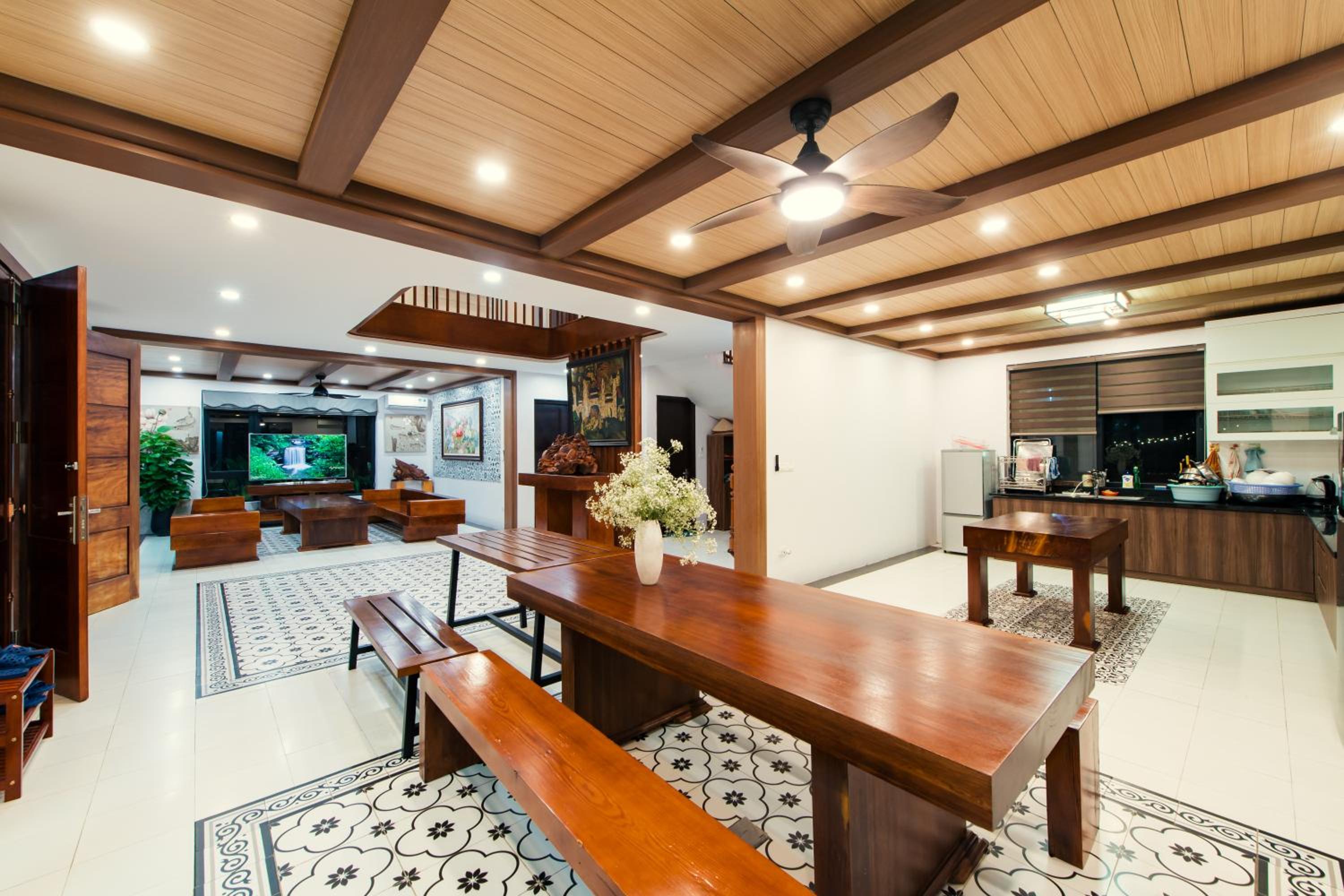 Green Meadow Villa