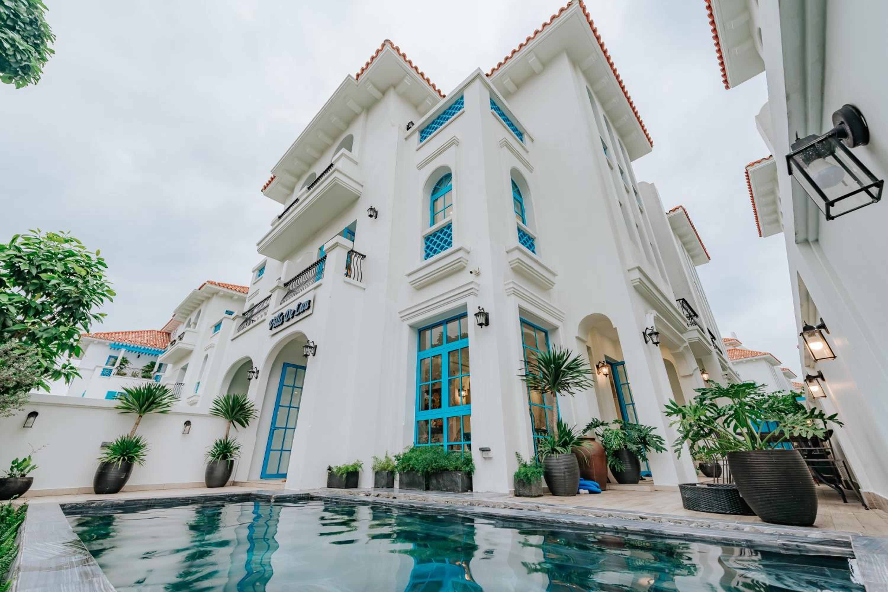 Deluu Sun Feria Villas Luxury Ha Long bay view 4