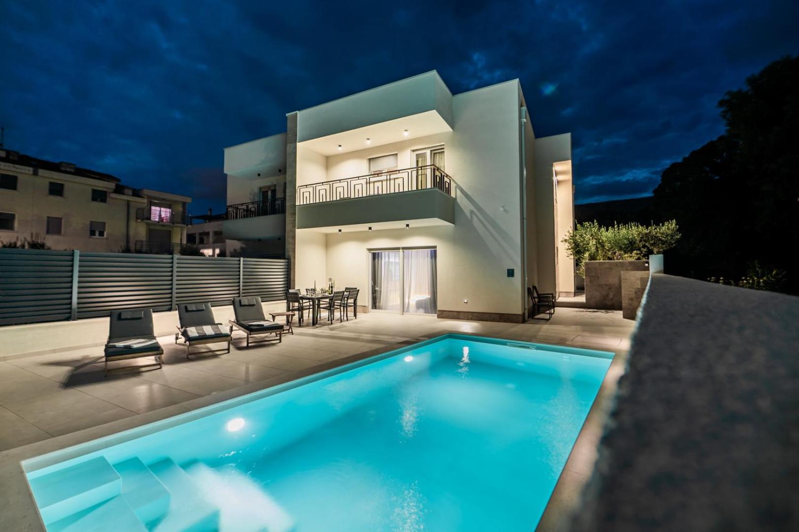 Villa Katmari with private heated pool