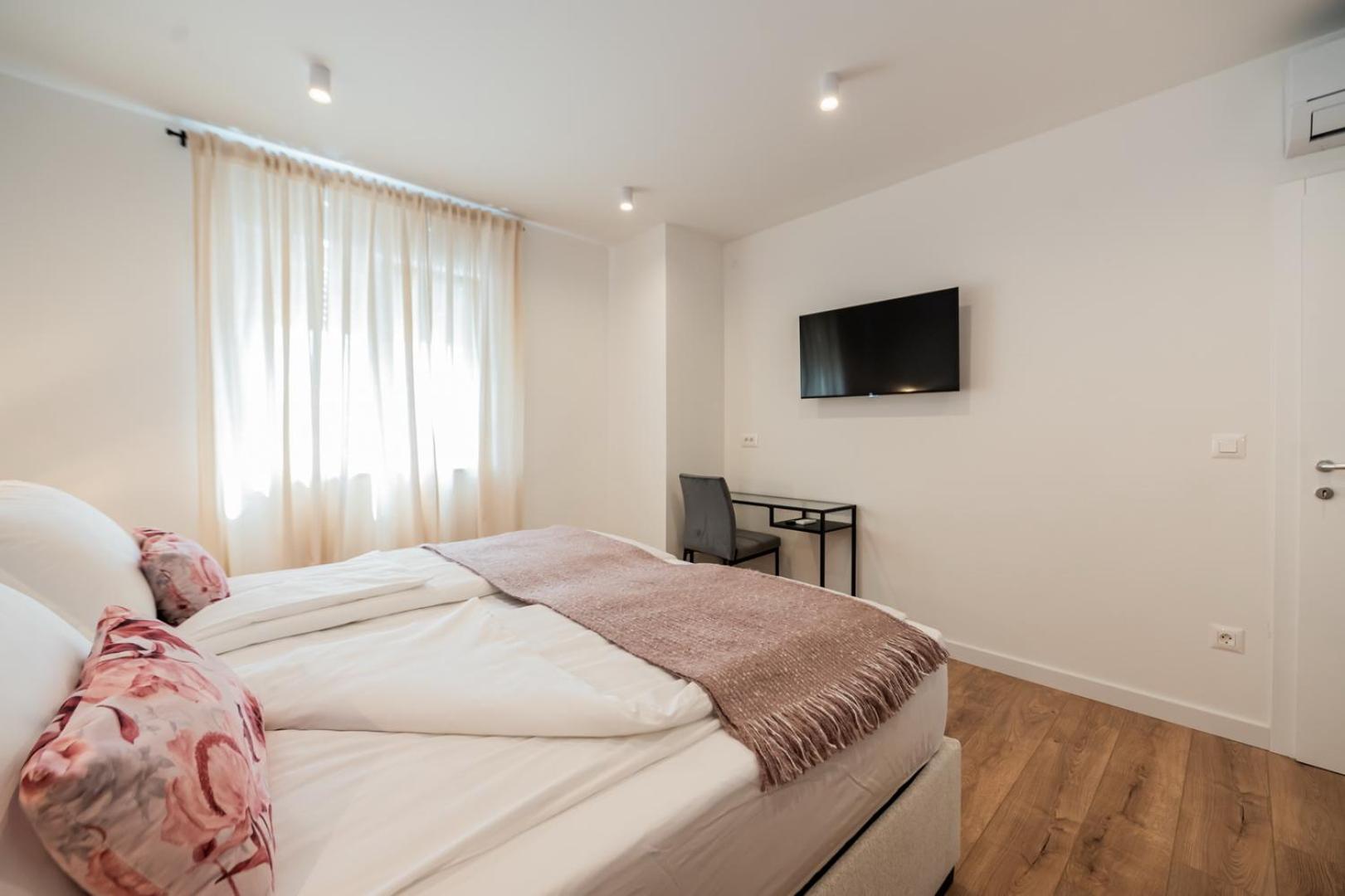Villa Katmari with private heated pool