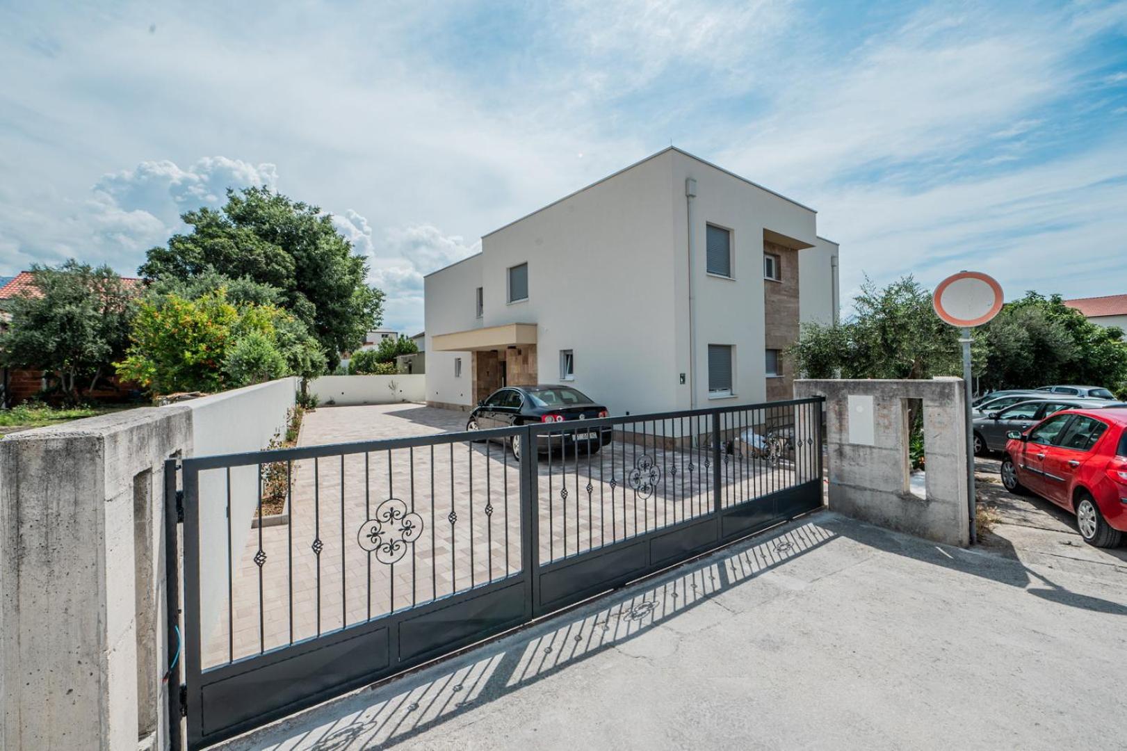 Villa Katmari with private heated pool