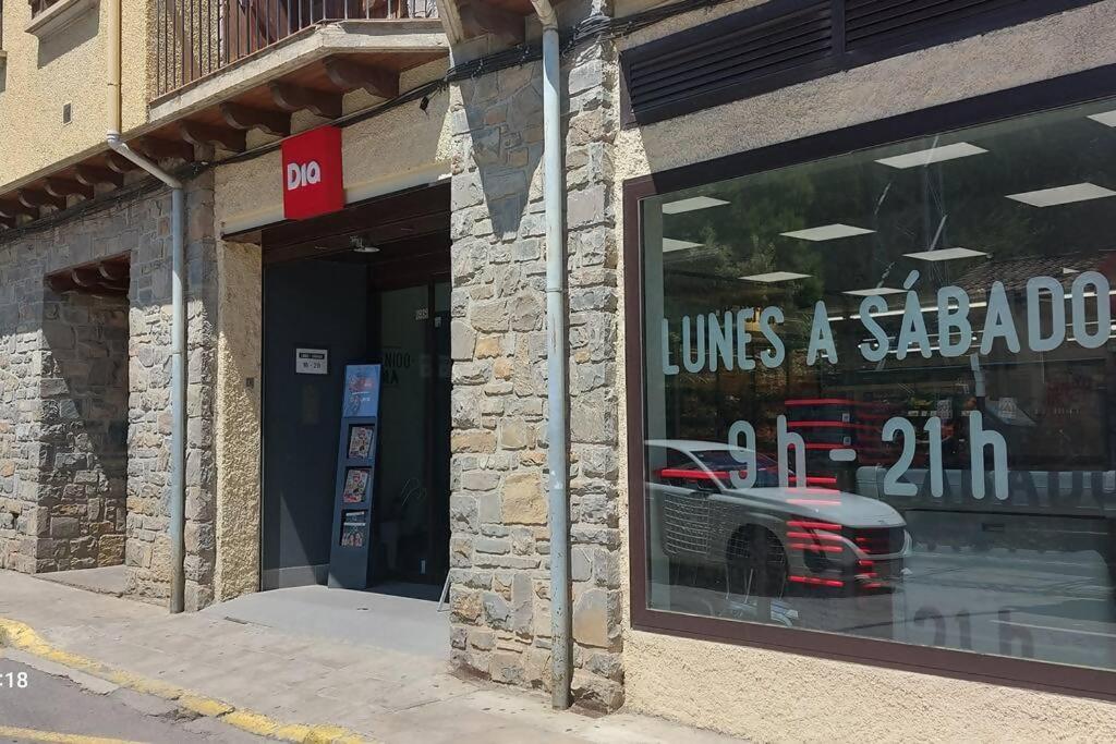 Apartamento Alma centro Biescas l WIFI l Parking