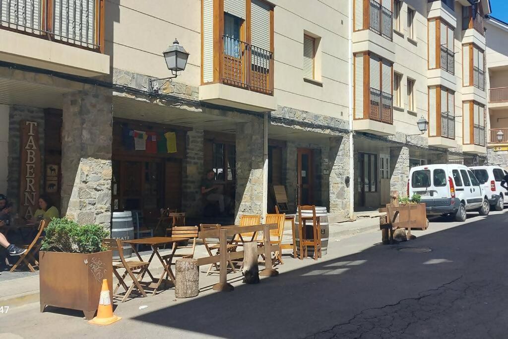 Apartamento Alma centro Biescas l WIFI l Parking