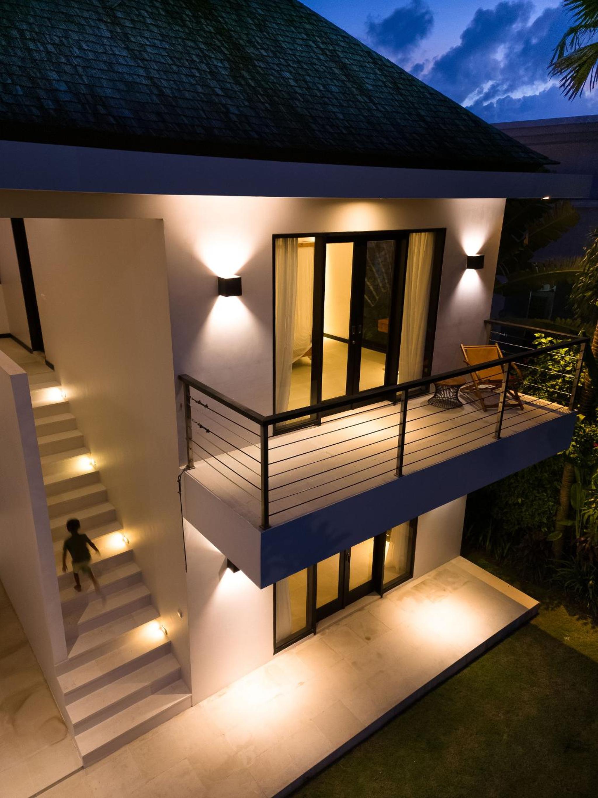 Echo Beach Duo - Image 5