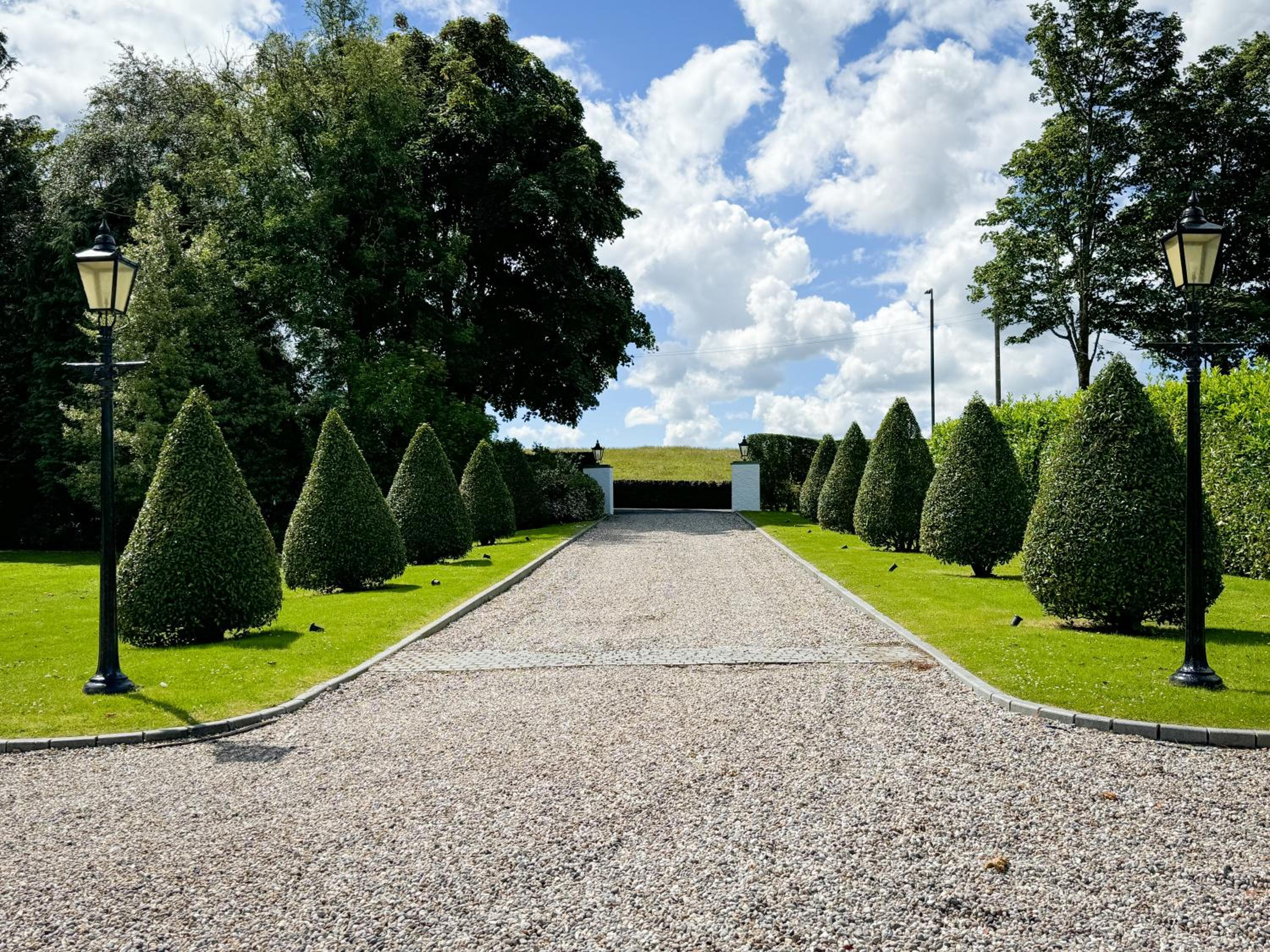 Large and luxurious country home near Glasgow view 3